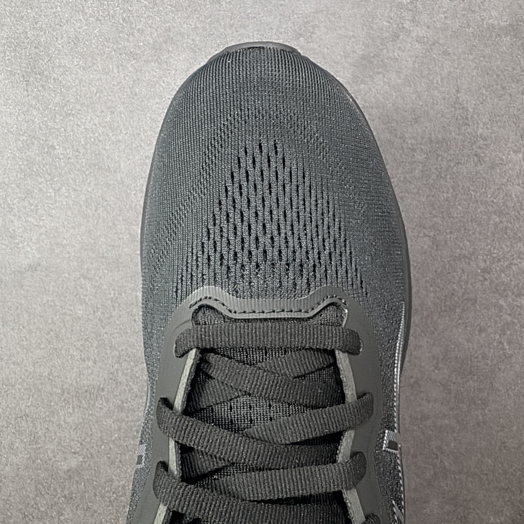 图片[8]-【公司级】Asics GT-1000 13 阿斯克斯 低帮 黑色 防滑耐磨舒适稳定低邦休闲训练短跑跑步鞋 采用网眼鞋面，提供良好透气性。 中底处的Puregel科技与Flytefoam缓冲层可減轻鞋身的重量，带来更加柔软的触地脚感，PuergelL胶位于鞋跟底部，柔软度比标准GEL胶高67%，Flyteoama中底科技，具有良好的缓震性， 同时通过添加有机纤维材料，使得轻量性及耐用性得以实现；3D引导系统提供优秀的稳定性， 在磨损较多的部位配有AHAR+高耐磨橡胶，保持轻量性和抓地力的同时，发挥出更强耐磨性，提高跑鞋耐用度。 男货号：1011B858-004 女货号：1012B663-004 尺码：36-46带半码 编码：LNHB230240-选品中心