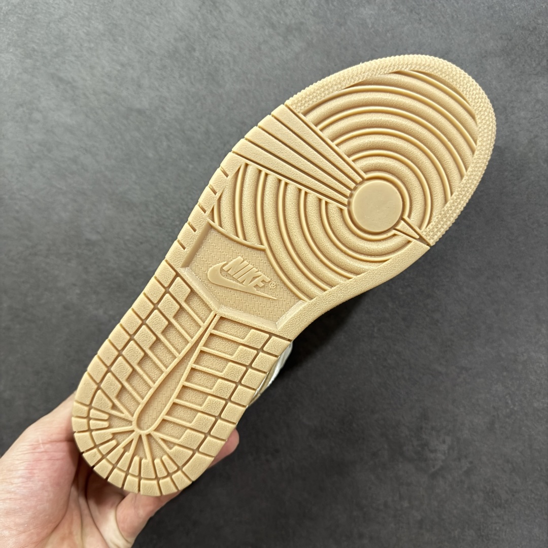 图片[9]-【公司级头层】Nike Air Jordan 1 Retro Low OG AJ1乔1 低帮休闲运动板鞋 市场唯一独家头层皮打造 原鞋原档案开发 原厂皮料 原档冲孔鞋头 正确满胶鞋垫 四线拉帮 原厂织唛标 鞋舌高弹海绵填充 货号：IB8855-121 尺码：36 36.5 37.5 38 38.5 3940 40.5 41 42 42 42.5 43 44 45 46 编码：GLB210220-选品中心