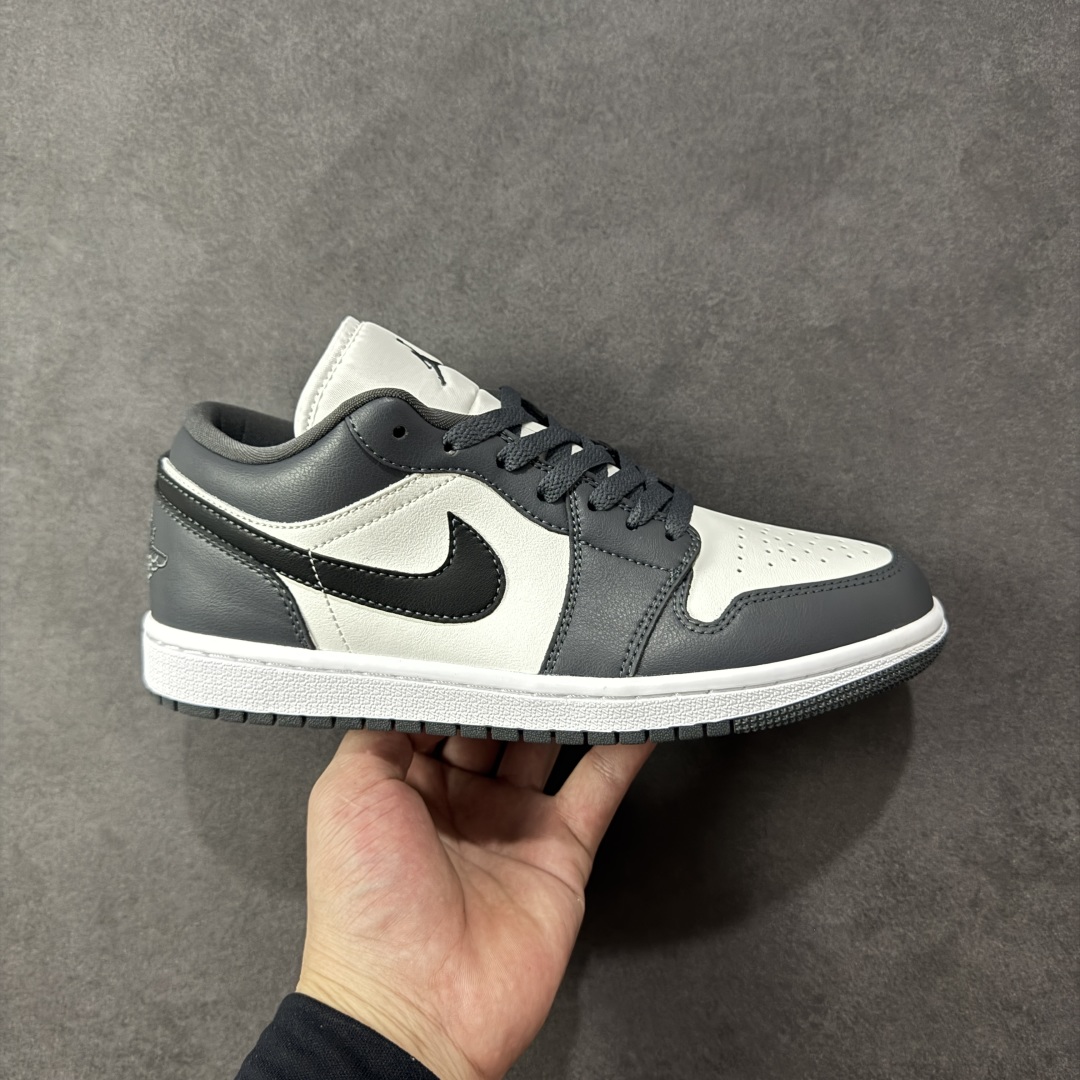 【公司级头层】Nike Air Jordan 1 Retro Low OG AJ1乔1 低帮休闲运动板鞋 市场唯一独家头层皮打造 原鞋原档案开发 原厂皮料 原档冲孔鞋头 正确满胶鞋垫 四线拉帮 原厂织唛标 鞋舌高弹海绵填充 货号:553558-152 尺码:36 36.5 37.5 38 38.5 3940 40.5 41 42 42 42.5 43 44 45 46 编码:GLB210220-选品中心