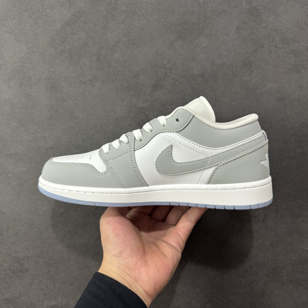 图片[2]-【公司级头层】Nike Air Jordan 1 Retro Low OG AJ1乔1 低帮休闲运动板鞋 市场唯一独家头层皮打造 原鞋原档案开发 原厂皮料 原档冲孔鞋头 正确满胶鞋垫 四线拉帮 原厂织唛标 鞋舌高弹海绵填充 货号：DC0774-105 尺码：36 36.5 37.5 38 38.5 3940 40.5 41 42 42 42.5 43 44 45 46 编码：GLB210220-选品中心