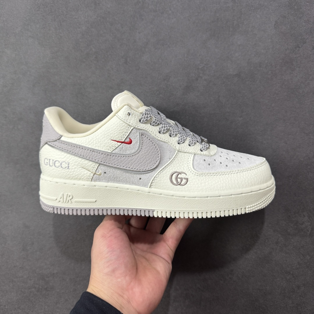 【定制版】Nike Air Force 1\'07 Low 古驰联名 白浅褐色 空军一号低帮休闲板鞋 YF9511-807  #原楦头原纸板 高端定制鞋盒 原厂鞋底 超高清洁度 细节完美  尺码:36 36.5 37.5 38 38.5 39 40 40.5 41 42 42.5 43 44 44.5 45 编码:HXSB310320-选品中心