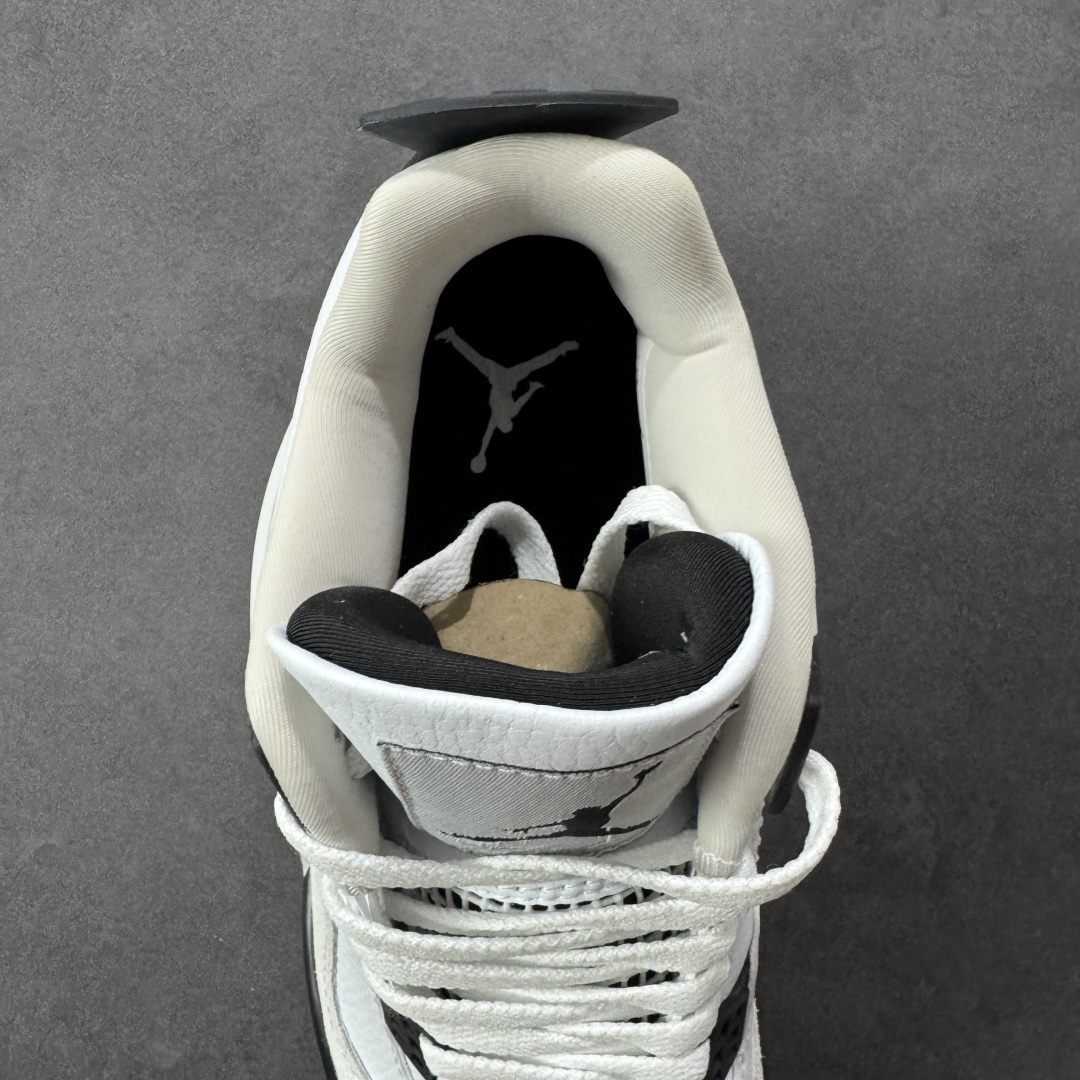 图片[7]-【GQ福利版】Air Jordan AJ4 全头层 外贸尾单 零售圈做工 抵债套现 原纸板楦头开发 定制优质皮料 完美鞋型匹配公司货 正确TPU鞋舌锁扣 最新原厂底模 大底卡色咬花完美 鞋柜必备鞋款 尺码：40 40.5 41 42 42.5 43 44 44.5 45 46 47.5-选品中心