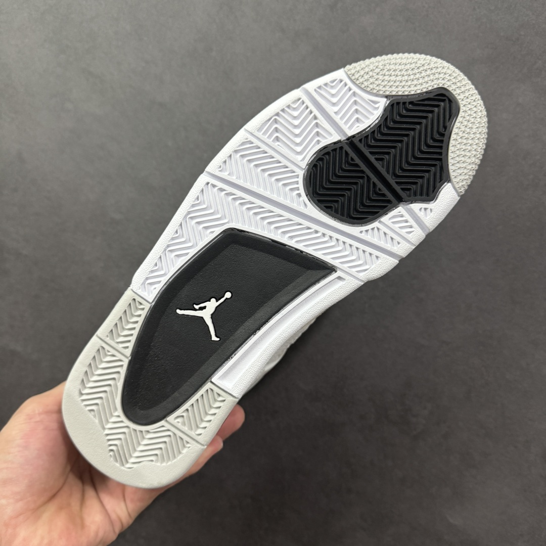 图片[9]-【GQ福利版】Air Jordan AJ4 全头层 外贸尾单 零售圈做工 抵债套现 原纸板楦头开发 定制优质皮料 完美鞋型匹配公司货 正确TPU鞋舌锁扣 最新原厂底模 大底卡色咬花完美 鞋柜必备鞋款 尺码：40 40.5 41 42 42.5 43 44 44.5 45 46 47.5-选品中心