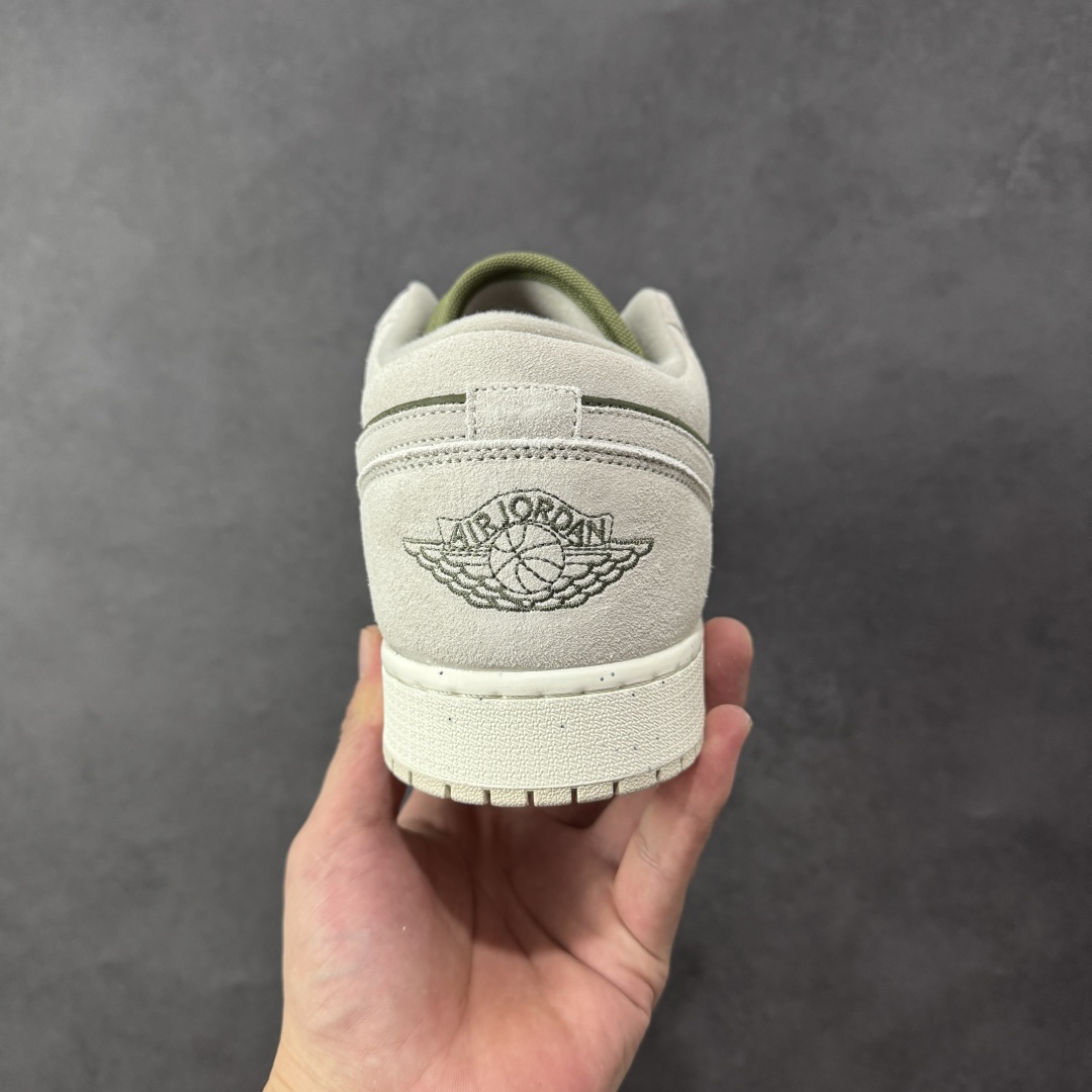 图片[4]-【K版纯原】Air Jordan AJ1 Low 低帮 灰绿 HV4089-201 全新流水线出品 市场第二梯队最强版 全部原鞋开发 原楦原纸板开发 全鞋电脑针车 原厂内置全掌气垫 原盒内在原标 唯一Zp原版鞋带绑法 免检产品 全新2022版型 全头层皮料 完美零毛边处理 原厂配置全掌气垫 价格定位良心 新配色陆续出货 尺码：36-46-选品中心