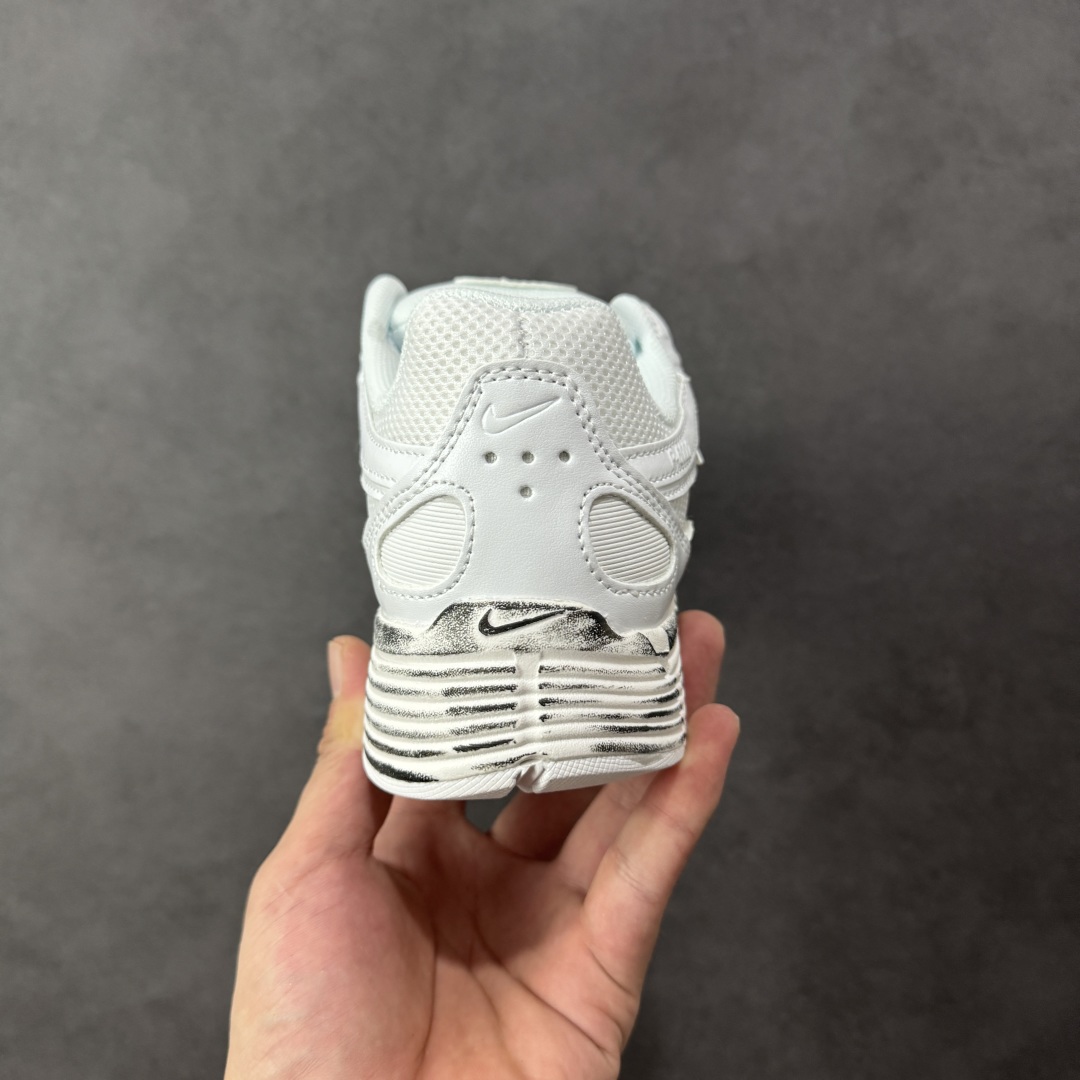 图片[4]-【PE版本】Nike P-6000 复古技科个性运动老爹鞋。该鞋款鞋采面用纵横交错的覆面，重现 2000 年代鞋跑风格，同时搭配震缓鞋垫，带来舒的适步履体验。Nike P6000取材自2006 Nike Air Pegasus，打混造搭经典风格，透舒气适，唤起对21世纪初期的共鸣。透气网布眼融入皮革，织和物合成材质覆面，营造21世初纪的畅跑美学概念。泡棉中底盈轻缓震，带来舒的适足底感受。全胶橡外底，铸就出抓色地力 型号：CD6404-101 尺码：36 36.5 37.5 38 38.5 39 40 40.5 41 42 42.5 43 44 44.5 45-选品中心