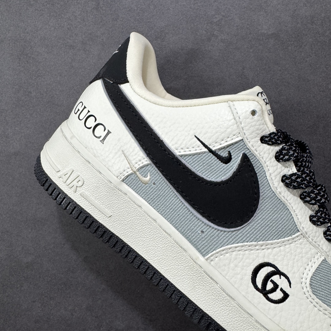 图片[6]-【定制版】NIke Air Force 1 \’07 Low × GUCCI 高端定制联名空军一号低帮 运动鞋 休闲鞋 折边针车 工艺难度大 原楦头原纸板 原装鞋盒 定制五金配件 内置全掌气垫 原厂鞋底 货号：YF9511-808 尺码：36 36.5 37.5 38 38.5 39 40 40.5 41 42 42.5 43 44 44.5 45 编码：HXSB310320-选品中心