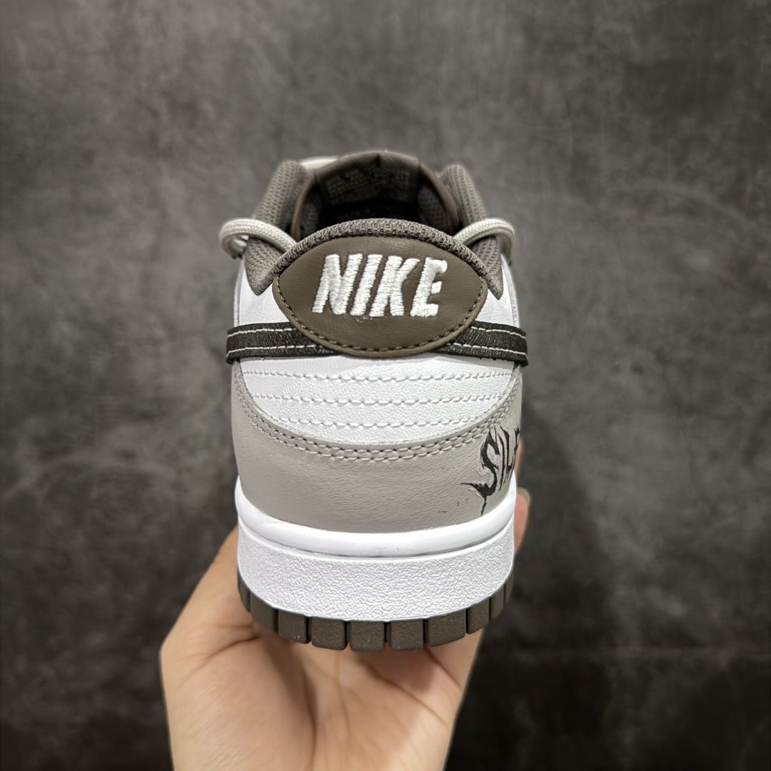 【纯原】Nike Dunk Low 灰度法则 灰棕此款以浅灰为主色调，鞋面刻意处理的刮痕纹理，赋予鞋子独