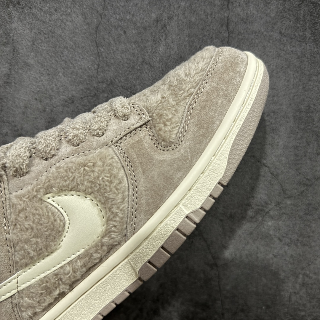 【纯原】Nike Dunk By PopMart LABUBU 太妃糖糖 货号 GB6675-006La
