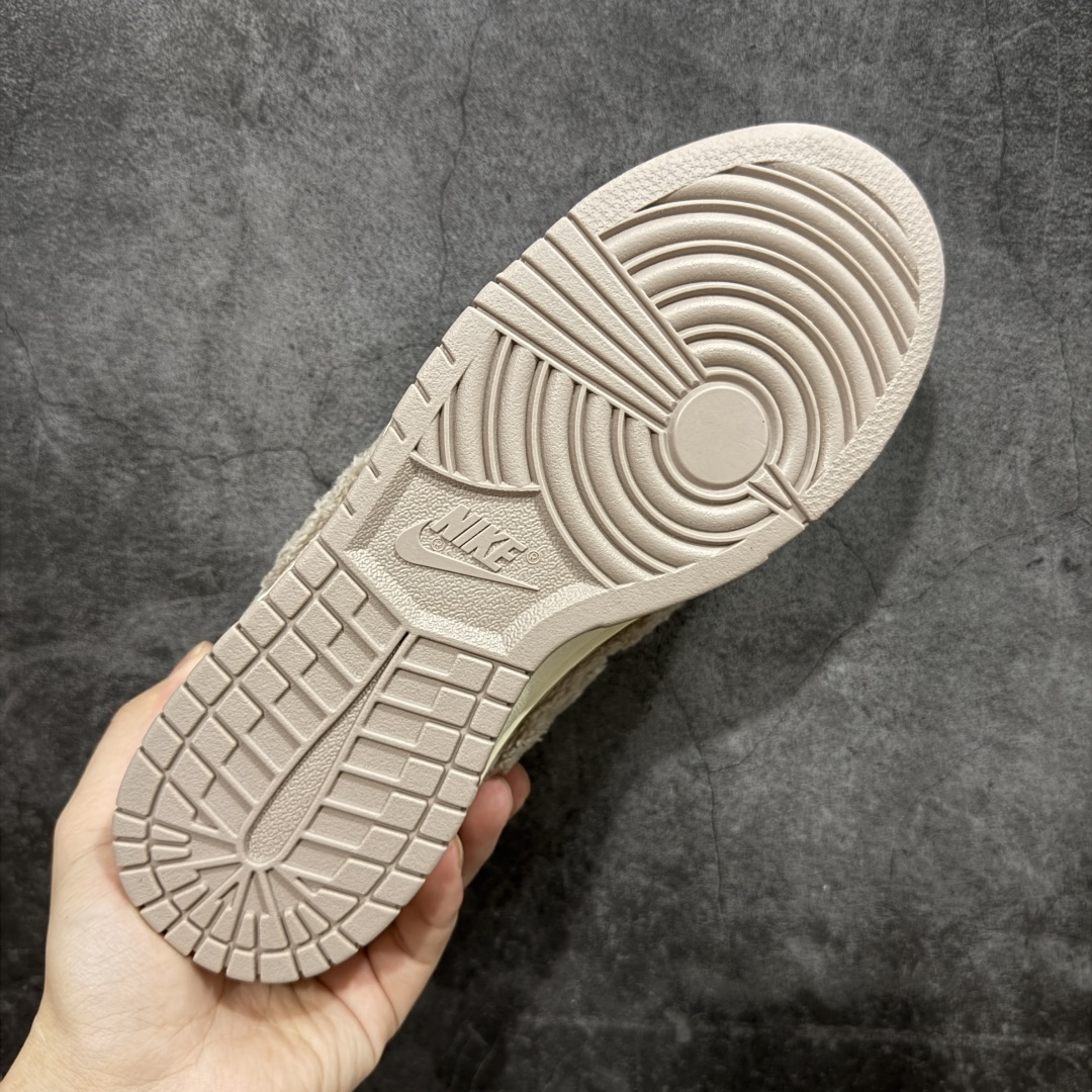 【纯原】Nike Dunk By PopMart LABUBU 太妃糖糖 货号 GB6675-006La