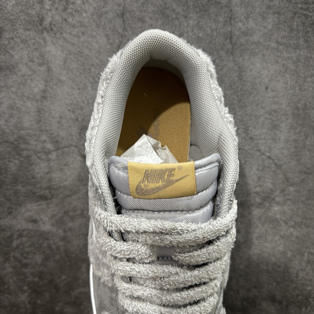 【纯原】Nike Dunk By PopMart LABUBU 芝麻豆豆 货号 GB6675-007La