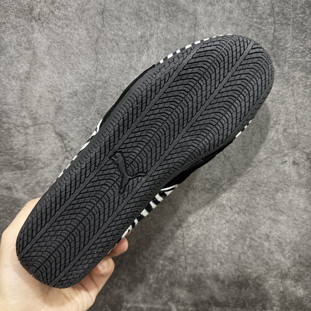 图片[9]-【XS版】Puma Speedcat OG Sparco 彪马罗马阿莫尔系列 复古运动休闲赛车跑鞋 全球知名运动品牌PUMA赛车系列 以趣味十足又前卫复古的设计引领潮流 将赛道精神融入街头时尚 开启前卫竞速之旅 主打前卫复古风 Roma鞋款的鞋侧以复古的流线造型 经典Logo 巧妙吸睛 而Speedcat鞋款以亮眼三色条纹元素缀以舒适鞋面 赋予了独特的个性美学 演绎赛车的无尽能量 货号：40335601 尺码： 35.5-45-选品中心