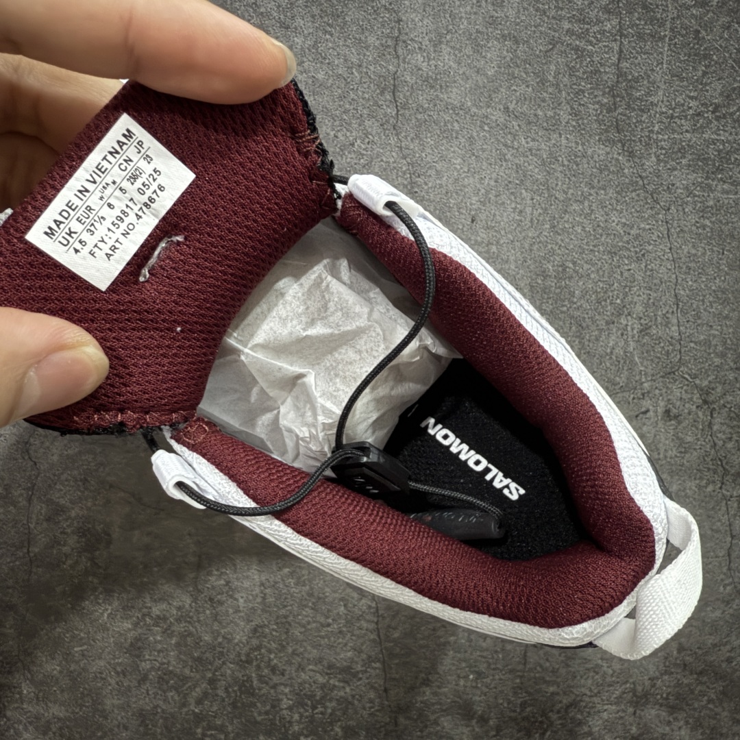 图片[7]-【w1版本】全新版本出货 纯原大厂出品 萨洛蒙 Salomon XA PRO 3D 户外轻便机能鞋 478676 纯原外贸平台特供订单 耗时半年巨作 全套原纸板楦头开发 原厂特供网布配套加持 确保原汁原味 完美呈现版型 原档数据独家私模五层组合大底 男女鞋同步官方开发至46.5 原装Ortholite轻量化鞋垫 中底布带钢印编号 原厂TPU锁扣 进口港宝加持 后跟自然饱满 还原公司包裹性 鞋面以“锯齿”状的包裹系统呈现 在基色底之下加入了各种色点缀 将公司的最新技术和时尚前卫的造型融入耐用的长跑款式中 鞋面由 TPU 薄膜制成 并焊接在高耐磨网眼上 使其既时尚又坚固 由 ACS底盘支撑 可增强稳定性和支撑力 以及由橡胶凸耳 Contragrip外底覆盖的 EVA 缓冲中底 旨在应对崎岖的地形 鞋舌上的彩色Salomon 标签、Quicklace 系统以及鞋头、鞋舌和鞋跟上的附加品牌使细节更加完美 让穿着者可以轻松驾驭户外与通勤下的任何运动生活场景 无缝鞋身户外随意纵横 颜值与脚感兼备 出街通勤 绝对非常吸睛 你值得拥有 尺码：36 36.5 37 38 38.5 39 40-选品中心