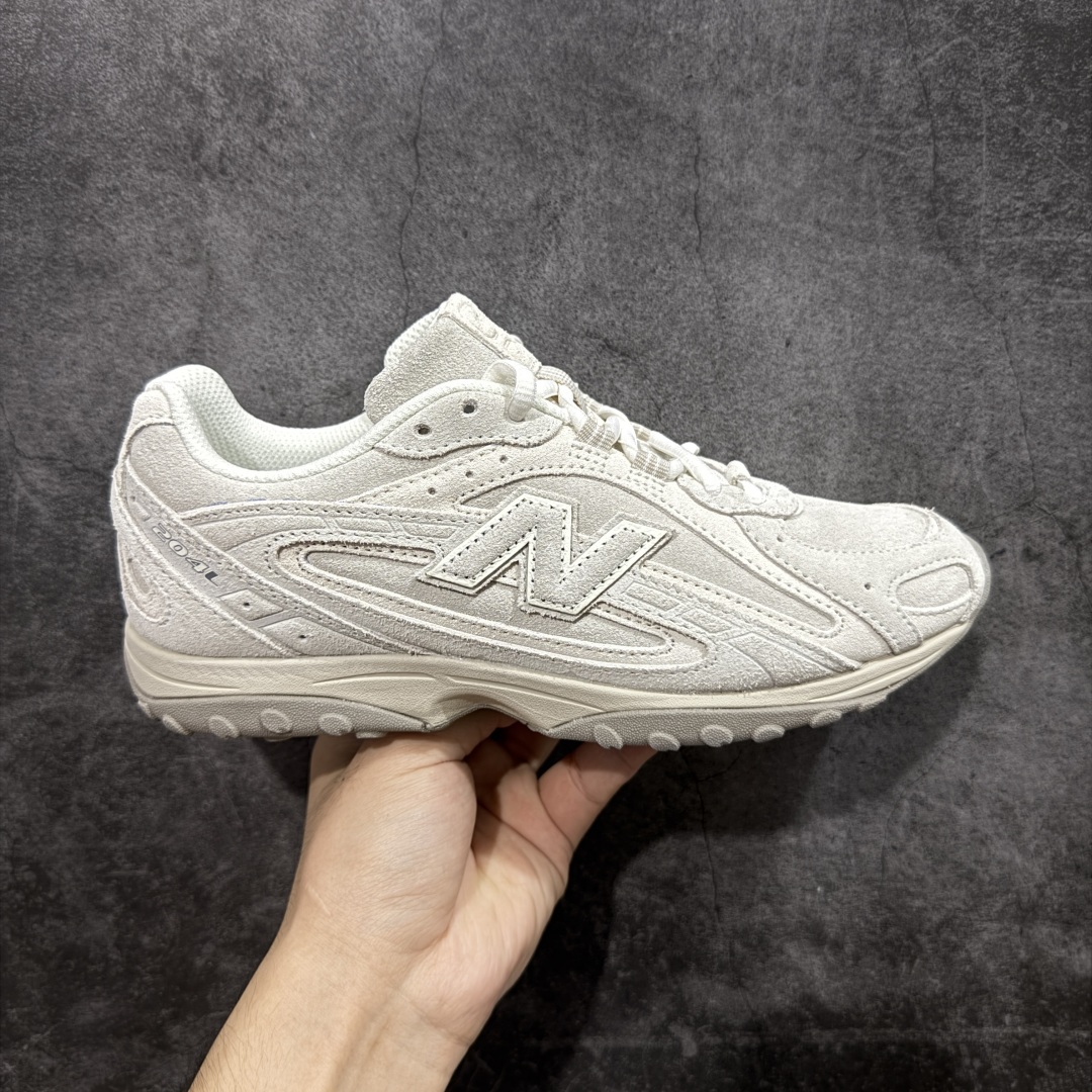 【纯原M版】New Balance NB204L 薄底鞋 薄底皮质鞋带德训miu系 减震耐磨包裹性支撑轻便 低帮 生活休闲鞋 男女同款 白银绿 区别市面先行通货版本 市场唯一正确咖色 原材料打造 鞋身搭载EVA科技组合中底 附赠三副鞋带 适用多元穿搭场合为户外出行提供舒适长远的穿搭体验 货号:U204LMMC 尺码:36-44.5-选品中心