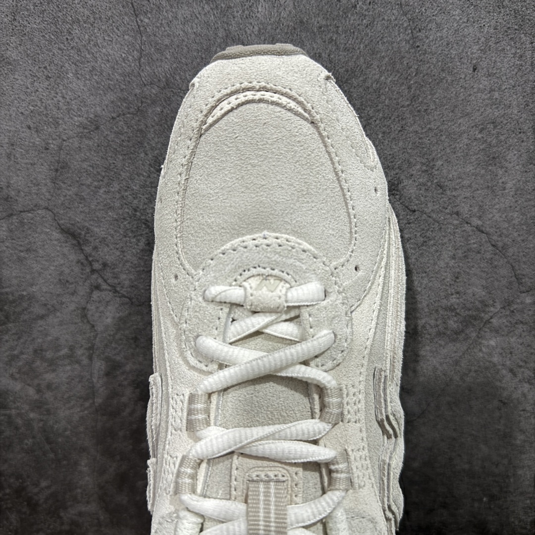 图片[5]-【纯原M版】New Balance NB204L 薄底鞋 薄底皮质鞋带德训miu系 减震耐磨包裹性支撑轻便 低帮 生活休闲鞋 男女同款 白银绿 区别市面先行通货版本 市场唯一正确咖色 原材料打造 鞋身搭载EVA科技组合中底 附赠三副鞋带 适用多元穿搭场合为户外出行提供舒适长远的穿搭体验 货号：U204LMMC 尺码：36-44.5-选品中心