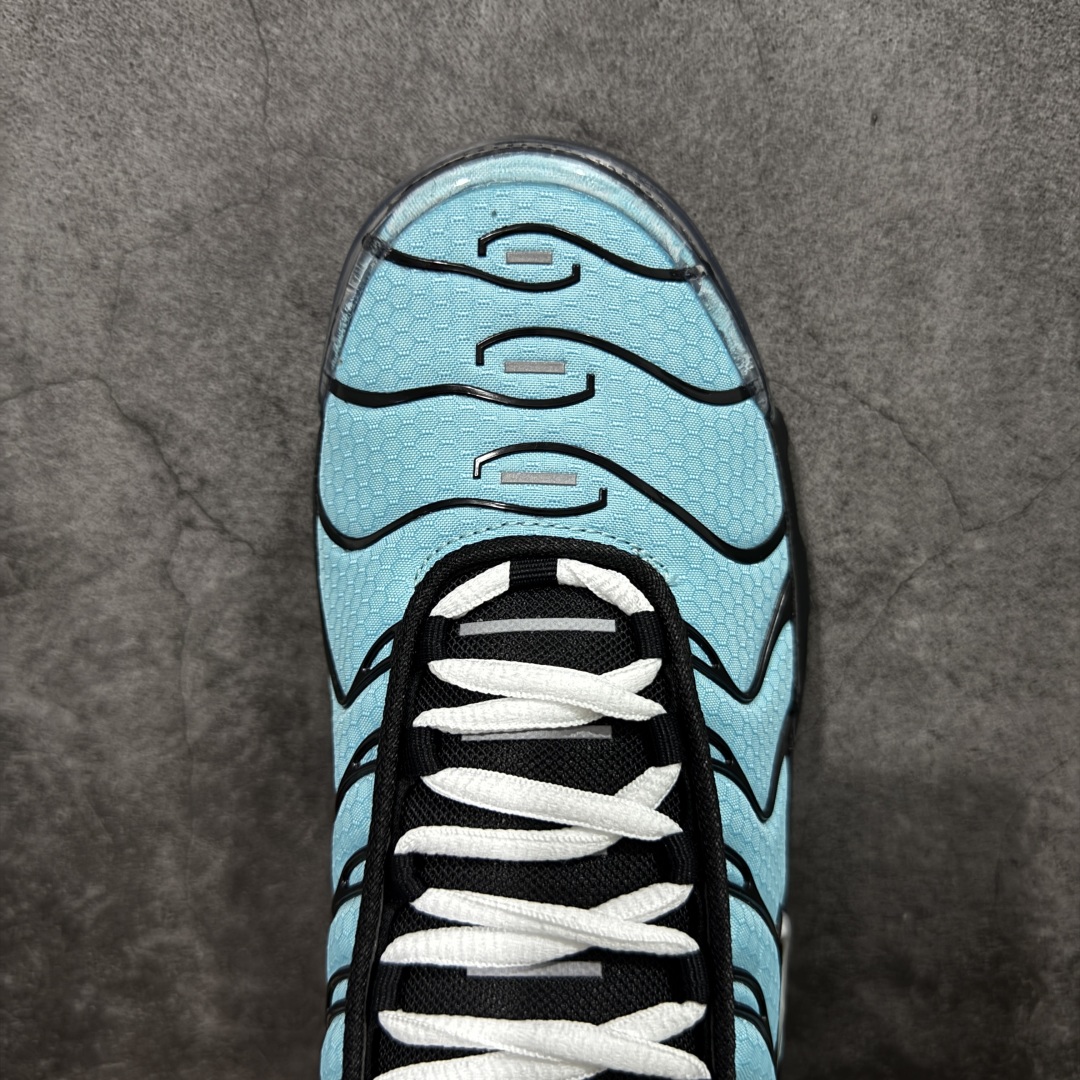图片[5]-【Max纯原版】Nike Air Max Plus TN气垫系列跑鞋 全新一比一高端版本 真正的市场T1品质 更多配色陆续出货 真正的用心研发 一点一点抠出来的 品质 品控细节 随便闭眼对比市场任何版本 全套原纸板楦头开发 完美呈现版型 工艺流程均与原鞋保持一致 Turned Air 中底缓震技术 鞋面弧度与大底弧度一致 鞋头正确TPU材质 鞋面高频TPU材质1.0厚度 原鞋一致层次感 超越公司货的品控标准 多道QC质检 货号：CV8838-400 尺码：36 36.5 37.5 38 38.5 39 40 40.5 41 42 42.5 43 44 44.5 45 46-选品中心