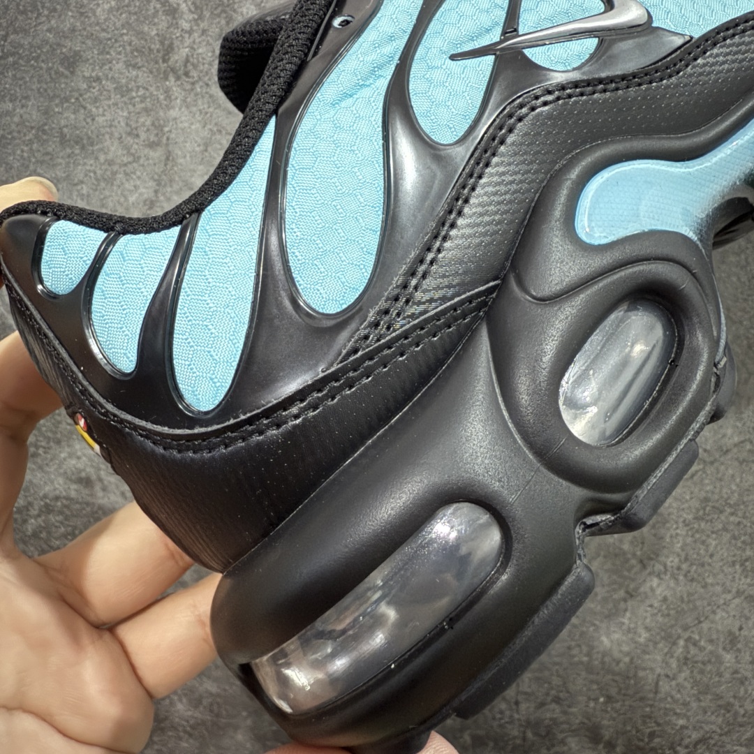图片[3]-【Max纯原版】Nike Air Max Plus TN气垫系列跑鞋 全新一比一高端版本 真正的市场T1品质 更多配色陆续出货 真正的用心研发 一点一点抠出来的 品质 品控细节 随便闭眼对比市场任何版本 全套原纸板楦头开发 完美呈现版型 工艺流程均与原鞋保持一致 Turned Air 中底缓震技术 鞋面弧度与大底弧度一致 鞋头正确TPU材质 鞋面高频TPU材质1.0厚度 原鞋一致层次感 超越公司货的品控标准 多道QC质检 货号：CV8838-400 尺码：36 36.5 37.5 38 38.5 39 40 40.5 41 42 42.5 43 44 44.5 45 46-选品中心