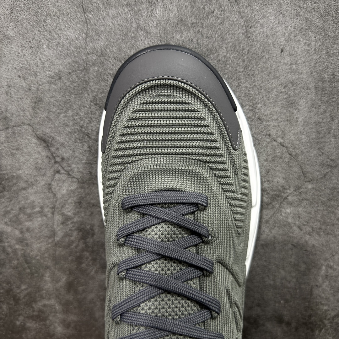 图片[5]-【莞产礼盒版】Louis Vuitton LV Runner Tatic Sneaker 系列 厚底 休闲 运动鞋 跑鞋 原版购入开发 做货 本款 Runner Tatic 运动鞋融合飞织面料材质，演绎传统登山鞋的灵感启发。 字母抒写于一侧，标识，轻盈耐磨的橡胶外底完善整体配送精美包装 面料： 原版进口定制飞织面料 ■内里：原版定制透气网里 ■鞋底：原版开模防滑橡胶组合材质 ■底厚： 4CM 尺码：男款38-46-选品中心