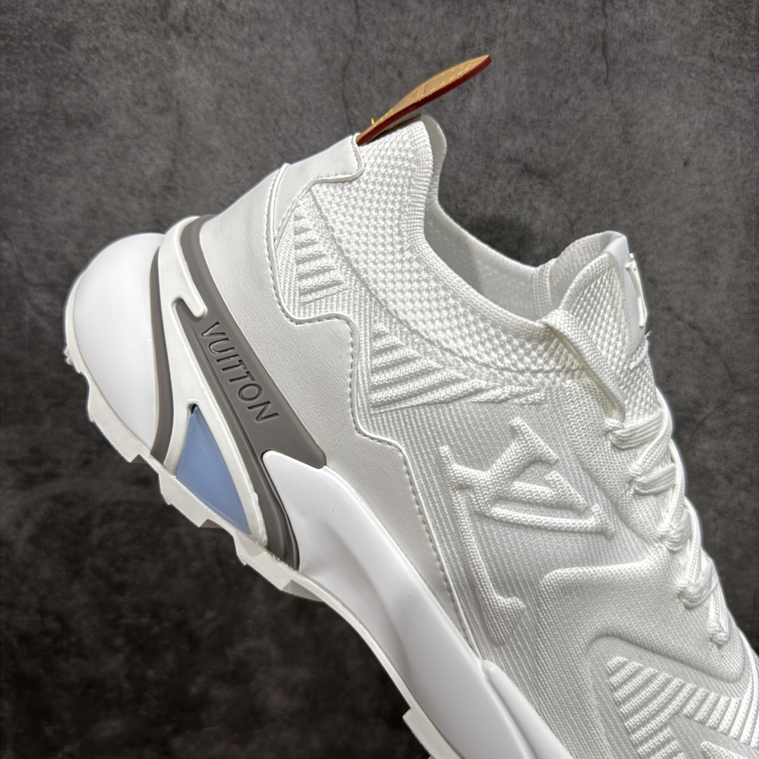 图片[7]-【莞产礼盒版】Louis Vuitton LV Runner Tatic Sneaker 系列 厚底 休闲 运动鞋 跑鞋 原版购入开发 做货 本款 Runner Tatic 运动鞋融合飞织面料材质，演绎传统登山鞋的灵感启发。 字母抒写于一侧，标识，轻盈耐磨的橡胶外底完善整体配送精美包装 面料： 原版进口定制飞织面料 ■内里：原版定制透气网里 ■鞋底：原版开模防滑橡胶组合材质 ■底厚： 4CM 尺码：男款38-46-选品中心