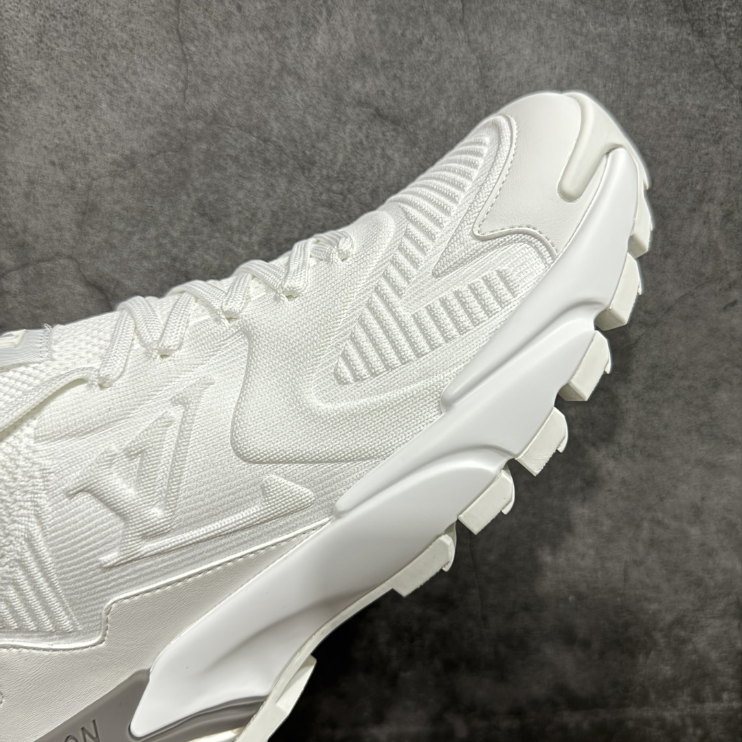 图片[6]-【莞产礼盒版】Louis Vuitton LV Runner Tatic Sneaker 系列 厚底 休闲 运动鞋 跑鞋 原版购入开发 做货 本款 Runner Tatic 运动鞋融合飞织面料材质，演绎传统登山鞋的灵感启发。 字母抒写于一侧，标识，轻盈耐磨的橡胶外底完善整体配送精美包装 面料： 原版进口定制飞织面料 ■内里：原版定制透气网里 ■鞋底：原版开模防滑橡胶组合材质 ■底厚： 4CM 尺码：男款38-46-选品中心