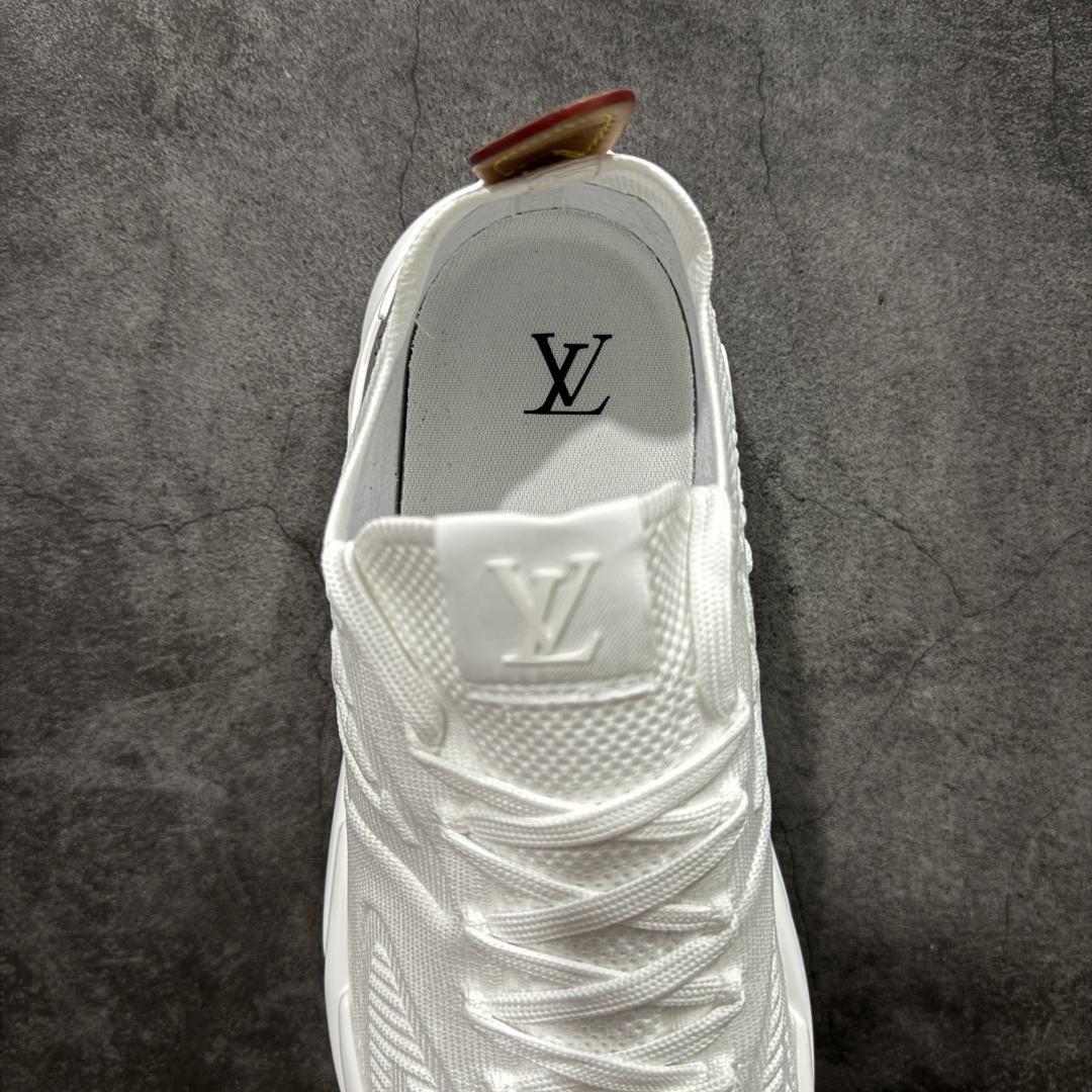 图片[8]-【莞产礼盒版】Louis Vuitton LV Runner Tatic Sneaker 系列 厚底 休闲 运动鞋 跑鞋 原版购入开发 做货 本款 Runner Tatic 运动鞋融合飞织面料材质，演绎传统登山鞋的灵感启发。 字母抒写于一侧，标识，轻盈耐磨的橡胶外底完善整体配送精美包装 面料： 原版进口定制飞织面料 ■内里：原版定制透气网里 ■鞋底：原版开模防滑橡胶组合材质 ■底厚： 4CM 尺码：男款38-46-选品中心