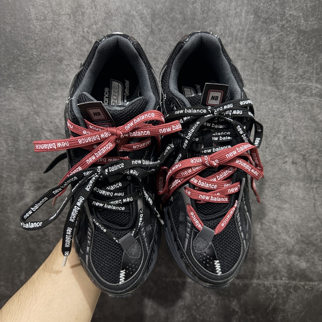 图片[2]-【纯原K版】新百伦New Balance M1906AR系列低帮复古老爹风休闲运动慢跑鞋 M1906AF 双绑带版本（另附一副原版鞋带） 全新大厂出品 市场第一梯队品质 绝对秒杀市场货 完美版型 正确组合大底 区别市场刷漆底版本 全套原楦原纸板原厂数据开发 进口三明治网面 原装进口皮料正确卡色 正确中底拉帮中底网布细节 原厂标裁 带紫光防伪 定制后跟透明水晶模块 冲裁组合 大底贴合程度胶水上色把控完美 整洁度挑战全网艺术家 多道序QC把关品质完善 匠心打造 耗时多月开发完成 工艺极其复杂难度可想而知 新开独立私模大底 正确六层组合大底 高端零售专供产物 尺码：36 37 37.5 38 38.5 39 40 40.5 41 42 42.5 43 44 45 46-选品中心