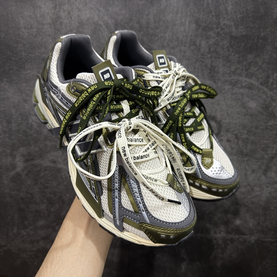 【纯原K版】新百伦New Balance M1906AR系列低帮复古老爹风休闲运动慢跑鞋 U1906ANC 双绑带版本(另附一副原版鞋带) 全新大厂出品 市场第一梯队品质 绝对秒杀市场货 完美版型 正确组合大底 区别市场刷漆底版本 全套原楦原纸板原厂数据开发 进口三明治网面 原装进口皮料正确卡色 正确中底拉帮中底网布细节 原厂标裁 带紫光防伪 定制后跟透明水晶模块 冲裁组合 大底贴合程度胶水上色把控完美 整洁度挑战全网艺术家 多道序QC把关品质完善 匠心打造 耗时多月开发完成 工艺极其复杂难度可想而知 新开独立私模大底 正确六层组合大底 高端零售专供产物 尺码:36 37 37.5 38 38.5 39 40 40.5 41 42 42.5 43 44 45 46-选品中心