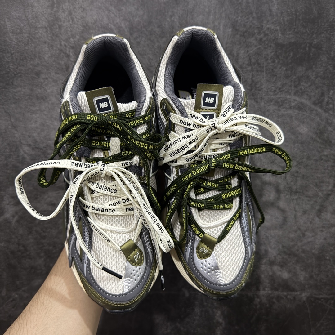 图片[2]-【纯原K版】新百伦New Balance M1906AR系列低帮复古老爹风休闲运动慢跑鞋 U1906ANC 双绑带版本（另附一副原版鞋带） 全新大厂出品 市场第一梯队品质 绝对秒杀市场货 完美版型 正确组合大底 区别市场刷漆底版本 全套原楦原纸板原厂数据开发 进口三明治网面 原装进口皮料正确卡色 正确中底拉帮中底网布细节 原厂标裁 带紫光防伪 定制后跟透明水晶模块 冲裁组合 大底贴合程度胶水上色把控完美 整洁度挑战全网艺术家 多道序QC把关品质完善 匠心打造 耗时多月开发完成 工艺极其复杂难度可想而知 新开独立私模大底 正确六层组合大底 高端零售专供产物 尺码：36 37 37.5 38 38.5 39 40 40.5 41 42 42.5 43 44 45 46-选品中心