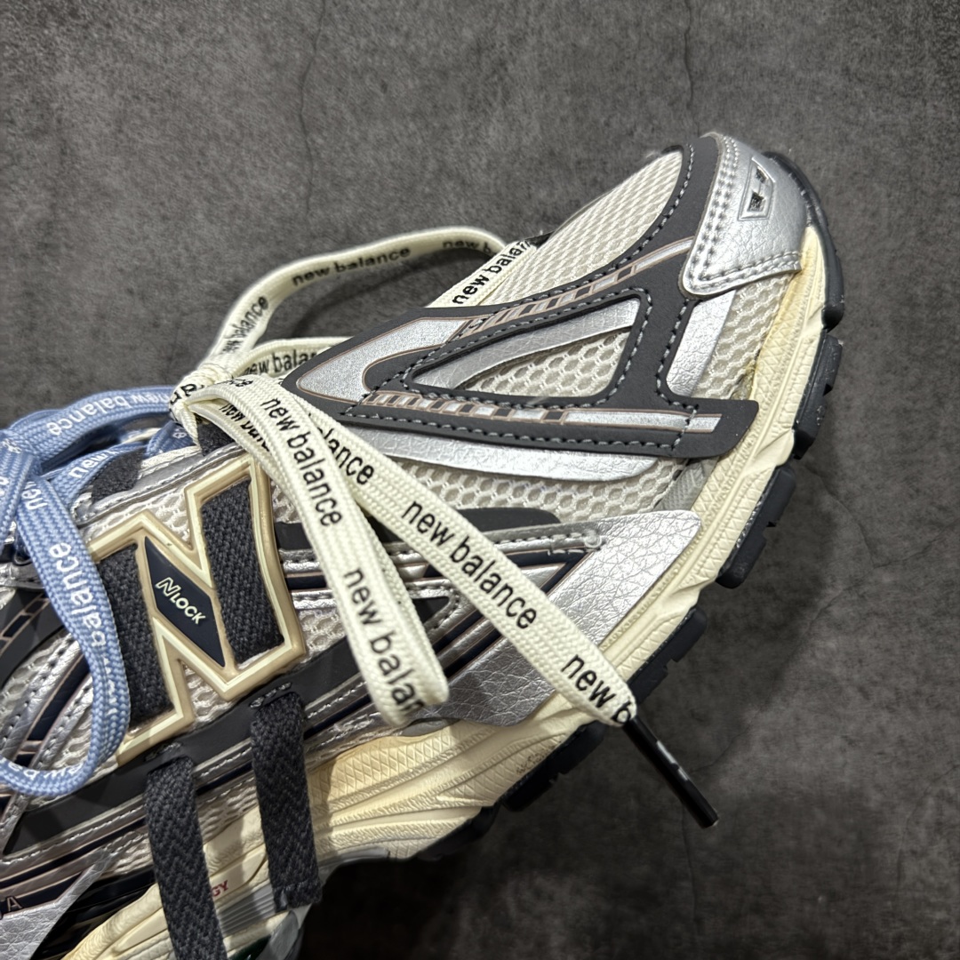 图片[6]-【纯原K版】新百伦New Balance M1906AR系列低帮复古老爹风休闲运动慢跑鞋 M1906AD 双绑带版本（另附一副原版鞋带） 全新大厂出品 市场第一梯队品质 绝对秒杀市场货 完美版型 正确组合大底 区别市场刷漆底版本 全套原楦原纸板原厂数据开发 进口三明治网面 原装进口皮料正确卡色 正确中底拉帮中底网布细节 原厂标裁 带紫光防伪 定制后跟透明水晶模块 冲裁组合 大底贴合程度胶水上色把控完美 整洁度挑战全网艺术家 多道序QC把关品质完善 匠心打造 耗时多月开发完成 工艺极其复杂难度可想而知 新开独立私模大底 正确六层组合大底 高端零售专供产物 尺码：36 37 37.5 38 38.5 39 40 40.5 41 42 42.5 43 44 45 46-选品中心