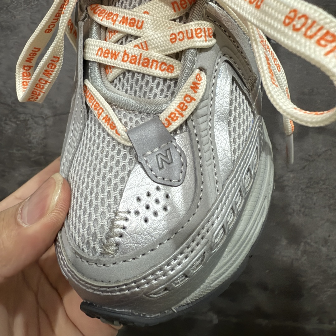 图片[5]-【纯原K版】新百伦New Balance M1906AR系列低帮复古老爹风休闲运动慢跑鞋 M1906AG 双绑带版本（另附一副原版鞋带） 全新大厂出品 市场第一梯队品质 绝对秒杀市场货 完美版型 正确组合大底 区别市场刷漆底版本 全套原楦原纸板原厂数据开发 进口三明治网面 原装进口皮料正确卡色 正确中底拉帮中底网布细节 原厂标裁 带紫光防伪 定制后跟透明水晶模块 冲裁组合 大底贴合程度胶水上色把控完美 整洁度挑战全网艺术家 多道序QC把关品质完善 匠心打造 耗时多月开发完成 工艺极其复杂难度可想而知 新开独立私模大底 正确六层组合大底 高端零售专供产物 尺码：36 37 37.5 38 38.5 39 40 40.5 41 42 42.5 43 44 45 46-选品中心