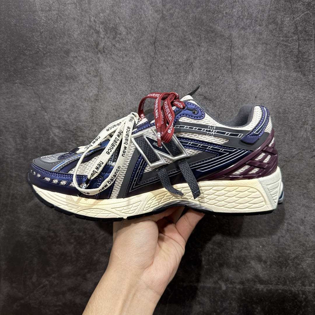 图片[2]-【纯原K版】新百伦New Balance M1906AR系列低帮复古老爹风休闲运动慢跑鞋 U1906ANB 双绑带版本（另附一副原版鞋带） 全新大厂出品 市场第一梯队品质 绝对秒杀市场货 完美版型 正确组合大底 区别市场刷漆底版本 全套原楦原纸板原厂数据开发 进口三明治网面 原装进口皮料正确卡色 正确中底拉帮中底网布细节 原厂标裁 带紫光防伪 定制后跟透明水晶模块 冲裁组合 大底贴合程度胶水上色把控完美 整洁度挑战全网艺术家 多道序QC把关品质完善 匠心打造 耗时多月开发完成 工艺极其复杂难度可想而知 新开独立私模大底 正确六层组合大底 高端零售专供产物 尺码：36 37 37.5 38 38.5 39 40 40.5 41 42 42.5 43 44 45 46-选品中心