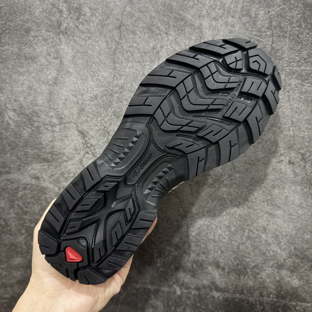 图片[9]-【666版本】Salomon XT-QUEST ADV 萨洛蒙情侣款户外机能鞋 417589 全新品质 巅峰之作 所有配色均购物原版拆解1：1开发 原材料打造 非市场公版便宜货 私模大底 清洁度比市场所有版本都高 全套原纸板楦头开发 原厂网布配套 确保原汁原味 完美呈现版型 原档数据独家私模五层组合大底 原装Ortholite轻量化鞋垫 中底布带钢印编号 原厂TPU锁扣 进口港宝加持 后跟自然饱满 还原公司包裹性 鞋面采用SENSIFT贴合技术 全方位贴合包裹脚型 鞋跟部鞋底牵引设计 提供强大的抓地性能 更适应野外崎岖不平的道路 其4D ADVANCED CHASSIS底盘 材料轻量大化 钉齿设计更具稳定性 防护性 鞋底易磨损区运用CONTAGRIP高耐磨材料 应对城市硬质路面长距离跑考验 尺码：36 36.5 37.5 38 38.5 39 40 40.5 41 42 42.5 43 44 45 46-选品中心