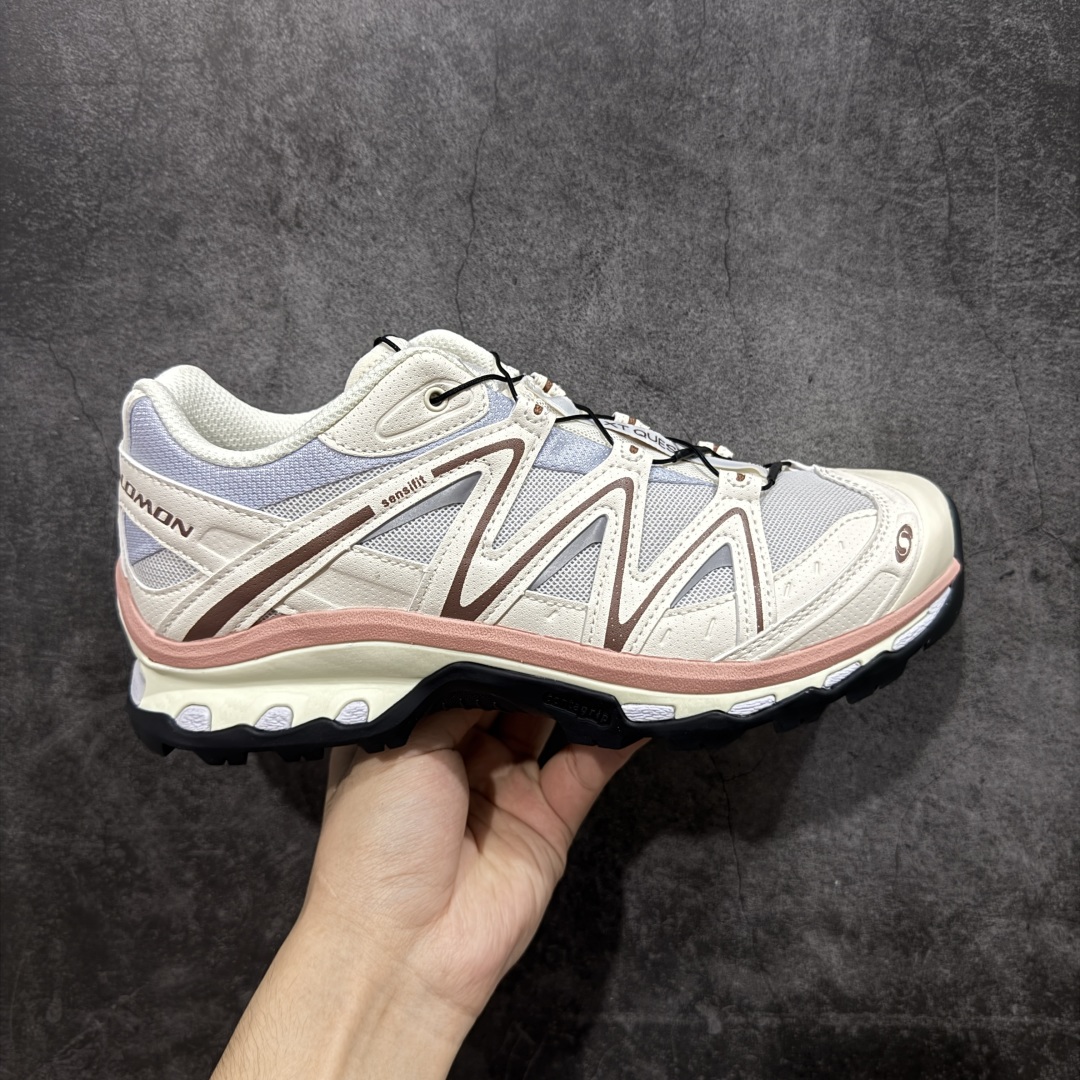 【666版本】Salomon XT-QUEST ADV 萨洛蒙情侣款户外机能鞋 417589 全新品质 巅峰之作 所有配色均购物原版拆解1:1开发 原材料打造 非市场公版便宜货 私模大底 清洁度比市场所有版本都高 全套原纸板楦头开发 原厂网布配套 确保原汁原味 完美呈现版型 原档数据独家私模五层组合大底 原装Ortholite轻量化鞋垫 中底布带钢印编号 原厂TPU锁扣 进口港宝加持 后跟自然饱满 还原公司包裹性 鞋面采用SENSIFT贴合技术 全方位贴合包裹脚型 鞋跟部鞋底牵引设计 提供强大的抓地性能 更适应野外崎岖不平的道路 其4D ADVANCED CHASSIS底盘 材料轻量大化 钉齿设计更具稳定性 防护性 鞋底易磨损区运用CONTAGRIP高耐磨材料 应对城市硬质路面长距离跑考验 尺码:36 36.5 37.5 38 38.5 39 40 40.5 41 42 42.5 43 44 45 46-选品中心