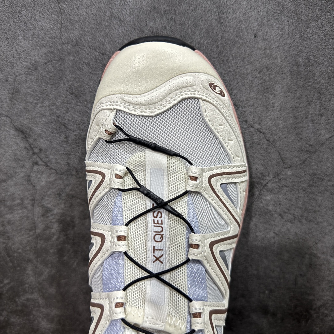 图片[5]-【666版本】Salomon XT-QUEST ADV 萨洛蒙情侣款户外机能鞋 417589 全新品质 巅峰之作 所有配色均购物原版拆解1：1开发 原材料打造 非市场公版便宜货 私模大底 清洁度比市场所有版本都高 全套原纸板楦头开发 原厂网布配套 确保原汁原味 完美呈现版型 原档数据独家私模五层组合大底 原装Ortholite轻量化鞋垫 中底布带钢印编号 原厂TPU锁扣 进口港宝加持 后跟自然饱满 还原公司包裹性 鞋面采用SENSIFT贴合技术 全方位贴合包裹脚型 鞋跟部鞋底牵引设计 提供强大的抓地性能 更适应野外崎岖不平的道路 其4D ADVANCED CHASSIS底盘 材料轻量大化 钉齿设计更具稳定性 防护性 鞋底易磨损区运用CONTAGRIP高耐磨材料 应对城市硬质路面长距离跑考验 尺码：36 36.5 37.5 38 38.5 39 40 40.5 41 42 42.5 43 44 45 46-选品中心