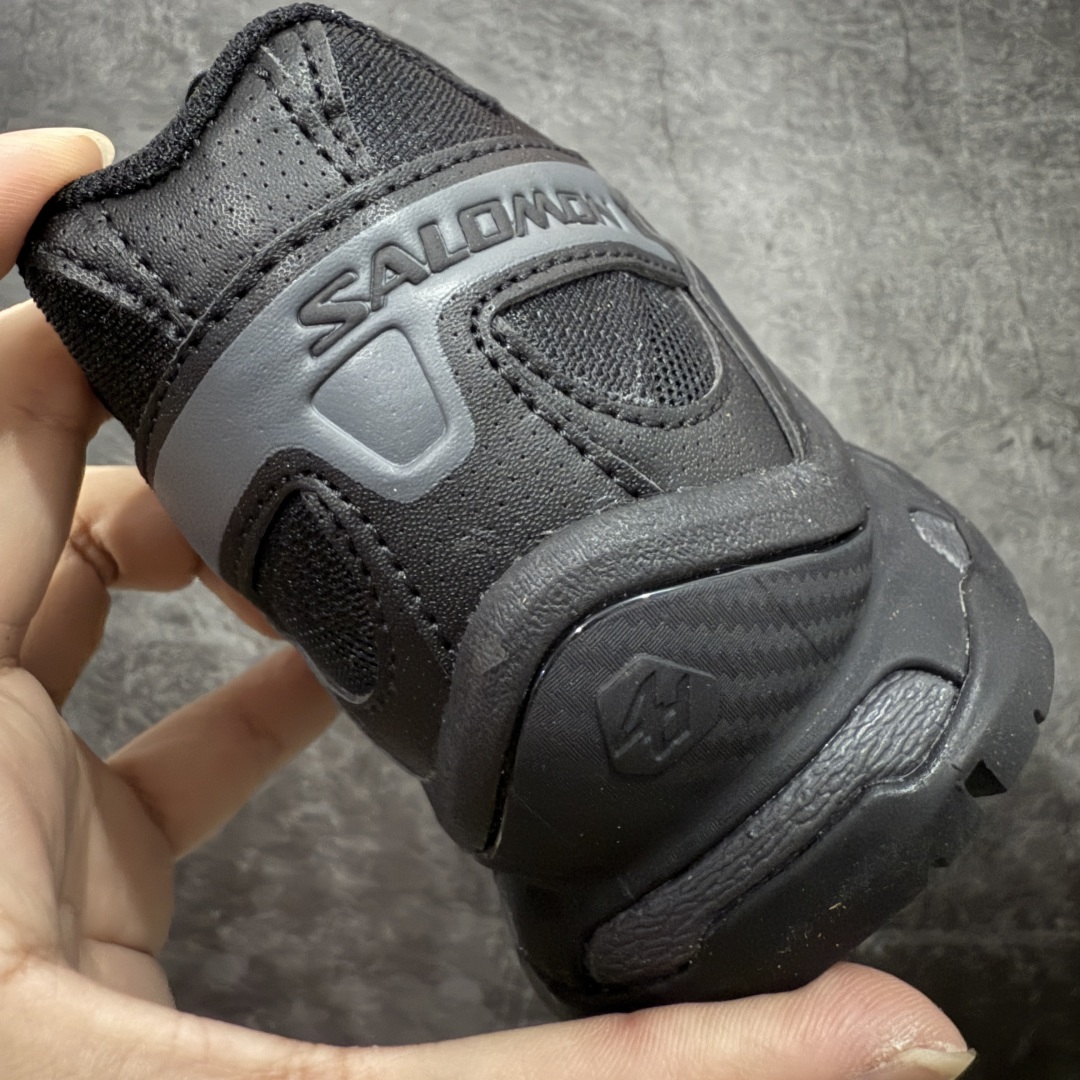 图片[2]-【666版本】Salomon XT-QUEST ADV 萨洛蒙情侣款户外机能鞋 410139 全新品质 巅峰之作 所有配色均购物原版拆解1：1开发 原材料打造 非市场公版便宜货 私模大底 清洁度比市场所有版本都高 全套原纸板楦头开发 原厂网布配套 确保原汁原味 完美呈现版型 原档数据独家私模五层组合大底 原装Ortholite轻量化鞋垫 中底布带钢印编号 原厂TPU锁扣 进口港宝加持 后跟自然饱满 还原公司包裹性 鞋面采用SENSIFT贴合技术 全方位贴合包裹脚型 鞋跟部鞋底牵引设计 提供强大的抓地性能 更适应野外崎岖不平的道路 其4D ADVANCED CHASSIS底盘 材料轻量大化 钉齿设计更具稳定性 防护性 鞋底易磨损区运用CONTAGRIP高耐磨材料 应对城市硬质路面长距离跑考验 尺码：36 36.5 37.5 38 38.5 39 40 40.5 41 42 42.5 43 44 45 46-选品中心