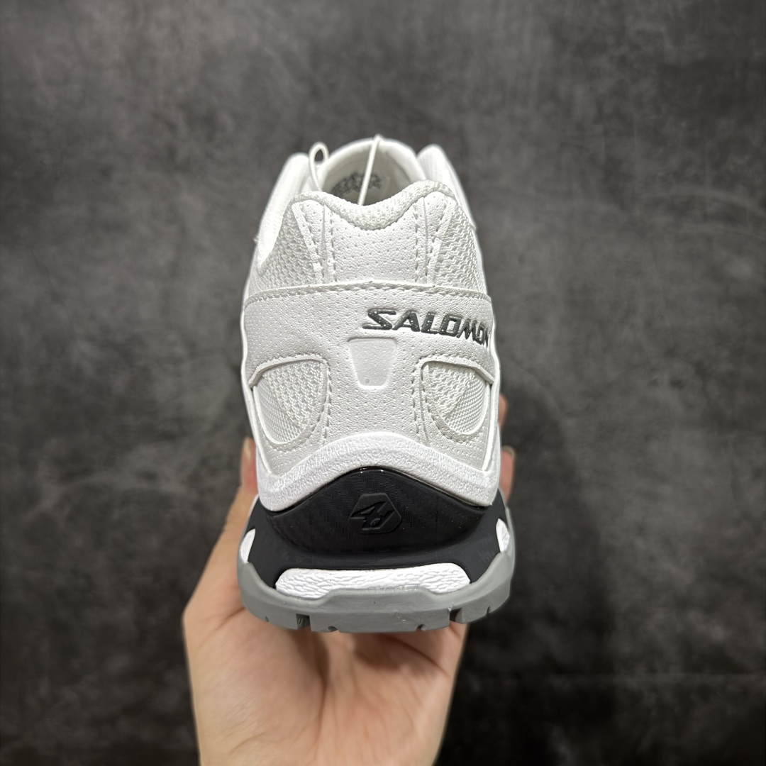 图片[4]-【666版本】Salomon XT-QUEST ADV 萨洛蒙情侣款户外机能鞋 401523 全新品质 巅峰之作 所有配色均购物原版拆解1：1开发 原材料打造 非市场公版便宜货 私模大底 清洁度比市场所有版本都高 全套原纸板楦头开发 原厂网布配套 确保原汁原味 完美呈现版型 原档数据独家私模五层组合大底 原装Ortholite轻量化鞋垫 中底布带钢印编号 原厂TPU锁扣 进口港宝加持 后跟自然饱满 还原公司包裹性 鞋面采用SENSIFT贴合技术 全方位贴合包裹脚型 鞋跟部鞋底牵引设计 提供强大的抓地性能 更适应野外崎岖不平的道路 其4D ADVANCED CHASSIS底盘 材料轻量大化 钉齿设计更具稳定性 防护性 鞋底易磨损区运用CONTAGRIP高耐磨材料 应对城市硬质路面长距离跑考验 尺码：36 36.5 37.5 38 38.5 39 40 40.5 41 42 42.5 43 44 45 46-选品中心