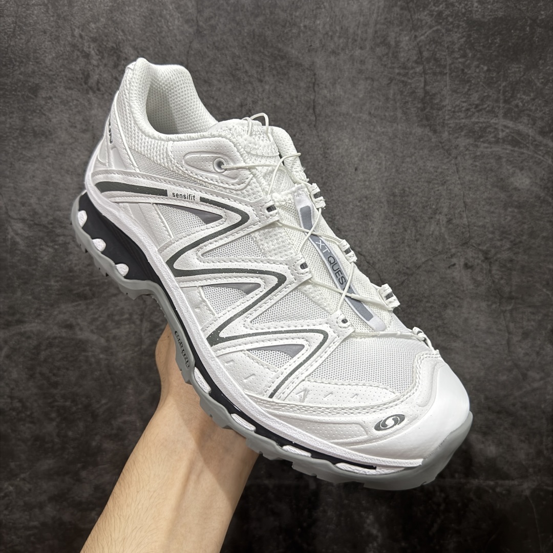 图片[3]-【666版本】Salomon XT-QUEST ADV 萨洛蒙情侣款户外机能鞋 401523 全新品质 巅峰之作 所有配色均购物原版拆解1：1开发 原材料打造 非市场公版便宜货 私模大底 清洁度比市场所有版本都高 全套原纸板楦头开发 原厂网布配套 确保原汁原味 完美呈现版型 原档数据独家私模五层组合大底 原装Ortholite轻量化鞋垫 中底布带钢印编号 原厂TPU锁扣 进口港宝加持 后跟自然饱满 还原公司包裹性 鞋面采用SENSIFT贴合技术 全方位贴合包裹脚型 鞋跟部鞋底牵引设计 提供强大的抓地性能 更适应野外崎岖不平的道路 其4D ADVANCED CHASSIS底盘 材料轻量大化 钉齿设计更具稳定性 防护性 鞋底易磨损区运用CONTAGRIP高耐磨材料 应对城市硬质路面长距离跑考验 尺码：36 36.5 37.5 38 38.5 39 40 40.5 41 42 42.5 43 44 45 46-选品中心