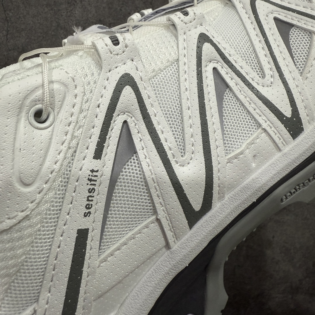 图片[4]-【666版本】Salomon XT-QUEST ADV 萨洛蒙情侣款户外机能鞋 401523 全新品质 巅峰之作 所有配色均购物原版拆解1：1开发 原材料打造 非市场公版便宜货 私模大底 清洁度比市场所有版本都高 全套原纸板楦头开发 原厂网布配套 确保原汁原味 完美呈现版型 原档数据独家私模五层组合大底 原装Ortholite轻量化鞋垫 中底布带钢印编号 原厂TPU锁扣 进口港宝加持 后跟自然饱满 还原公司包裹性 鞋面采用SENSIFT贴合技术 全方位贴合包裹脚型 鞋跟部鞋底牵引设计 提供强大的抓地性能 更适应野外崎岖不平的道路 其4D ADVANCED CHASSIS底盘 材料轻量大化 钉齿设计更具稳定性 防护性 鞋底易磨损区运用CONTAGRIP高耐磨材料 应对城市硬质路面长距离跑考验 尺码：36 36.5 37.5 38 38.5 39 40 40.5 41 42 42.5 43 44 45 46-选品中心