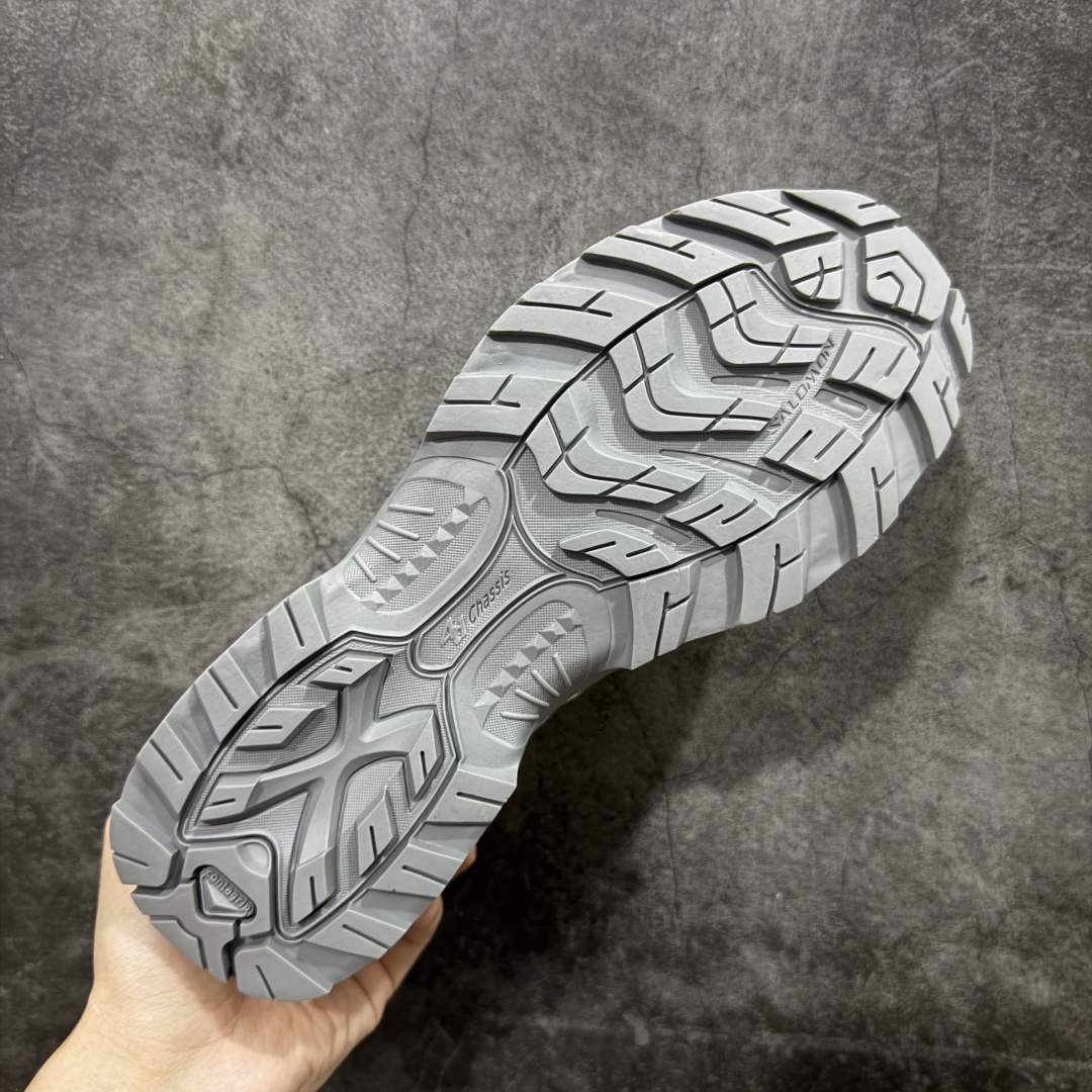 图片[9]-【666版本】Salomon XT-QUEST ADV 萨洛蒙情侣款户外机能鞋 477757 全新品质 巅峰之作 所有配色均购物原版拆解1：1开发 原材料打造 非市场公版便宜货 私模大底 清洁度比市场所有版本都高 全套原纸板楦头开发 原厂网布配套 确保原汁原味 完美呈现版型 原档数据独家私模五层组合大底 原装Ortholite轻量化鞋垫 中底布带钢印编号 原厂TPU锁扣 进口港宝加持 后跟自然饱满 还原公司包裹性 鞋面采用SENSIFT贴合技术 全方位贴合包裹脚型 鞋跟部鞋底牵引设计 提供强大的抓地性能 更适应野外崎岖不平的道路 其4D ADVANCED CHASSIS底盘 材料轻量大化 钉齿设计更具稳定性 防护性 鞋底易磨损区运用CONTAGRIP高耐磨材料 应对城市硬质路面长距离跑考验 尺码：36 36.5 37.5 38 38.5 39 40 40.5 41 42 42.5 43 44 45 46-选品中心