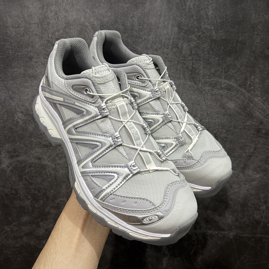 【666版本】Salomon XT-QUEST ADV 萨洛蒙情侣款户外机能鞋 477757 全新品质 巅峰之作 所有配色均购物原版拆解1:1开发 原材料打造 非市场公版便宜货 私模大底 清洁度比市场所有版本都高 全套原纸板楦头开发 原厂网布配套 确保原汁原味 完美呈现版型 原档数据独家私模五层组合大底 原装Ortholite轻量化鞋垫 中底布带钢印编号 原厂TPU锁扣 进口港宝加持 后跟自然饱满 还原公司包裹性 鞋面采用SENSIFT贴合技术 全方位贴合包裹脚型 鞋跟部鞋底牵引设计 提供强大的抓地性能 更适应野外崎岖不平的道路 其4D ADVANCED CHASSIS底盘 材料轻量大化 钉齿设计更具稳定性 防护性 鞋底易磨损区运用CONTAGRIP高耐磨材料 应对城市硬质路面长距离跑考验 尺码:36 36.5 37.5 38 38.5 39 40 40.5 41 42 42.5 43 44 45 46-选品中心