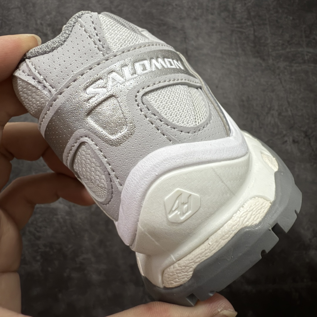 图片[2]-【666版本】Salomon XT-QUEST ADV 萨洛蒙情侣款户外机能鞋 477757 全新品质 巅峰之作 所有配色均购物原版拆解1：1开发 原材料打造 非市场公版便宜货 私模大底 清洁度比市场所有版本都高 全套原纸板楦头开发 原厂网布配套 确保原汁原味 完美呈现版型 原档数据独家私模五层组合大底 原装Ortholite轻量化鞋垫 中底布带钢印编号 原厂TPU锁扣 进口港宝加持 后跟自然饱满 还原公司包裹性 鞋面采用SENSIFT贴合技术 全方位贴合包裹脚型 鞋跟部鞋底牵引设计 提供强大的抓地性能 更适应野外崎岖不平的道路 其4D ADVANCED CHASSIS底盘 材料轻量大化 钉齿设计更具稳定性 防护性 鞋底易磨损区运用CONTAGRIP高耐磨材料 应对城市硬质路面长距离跑考验 尺码：36 36.5 37.5 38 38.5 39 40 40.5 41 42 42.5 43 44 45 46-选品中心