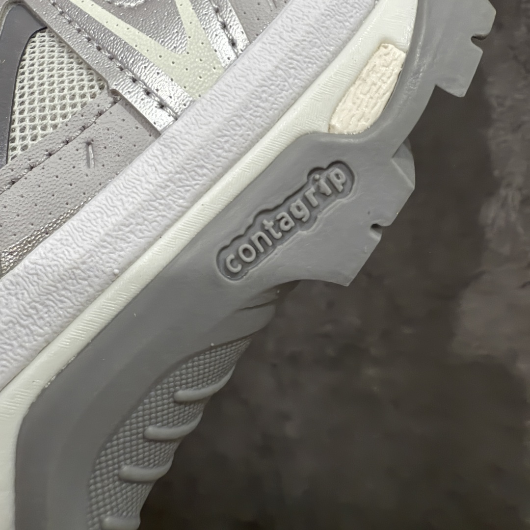 图片[5]-【666版本】Salomon XT-QUEST ADV 萨洛蒙情侣款户外机能鞋 477757 全新品质 巅峰之作 所有配色均购物原版拆解1：1开发 原材料打造 非市场公版便宜货 私模大底 清洁度比市场所有版本都高 全套原纸板楦头开发 原厂网布配套 确保原汁原味 完美呈现版型 原档数据独家私模五层组合大底 原装Ortholite轻量化鞋垫 中底布带钢印编号 原厂TPU锁扣 进口港宝加持 后跟自然饱满 还原公司包裹性 鞋面采用SENSIFT贴合技术 全方位贴合包裹脚型 鞋跟部鞋底牵引设计 提供强大的抓地性能 更适应野外崎岖不平的道路 其4D ADVANCED CHASSIS底盘 材料轻量大化 钉齿设计更具稳定性 防护性 鞋底易磨损区运用CONTAGRIP高耐磨材料 应对城市硬质路面长距离跑考验 尺码：36 36.5 37.5 38 38.5 39 40 40.5 41 42 42.5 43 44 45 46-选品中心