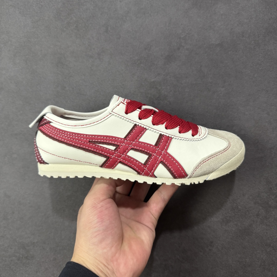 【头层性价比】Asics Onitsuka Tiger MEXICO 66 亚瑟士鬼冢虎复古经典板鞋 CNY蛇年限定 原装全套纸板楦头开发 原汁原味 完美呈现版型 私模正确鞋底咬花纹路 一比一鞋头弧度高度鞋身弧度 绝不口嗨 细节品控鞋型随意秒杀市面 原档咬花纹路私模大底 一个单元有六个三角形 总体形拼接呈现花瓣状 官方四联吊牌 原装Ortholite轻量化鞋垫 原盒原配 质保卡 说明书 钢印防尘纸 纸板中底带钢印 乳胶组合鞋垫 支持全方位的对比专柜 产品从款式颜色造型上体现出追求舒适和细节的完美 鞋类更是推崇手工制作的严谨与完美 融舒适性与可穿性的设计风格 注重细节的完美和别致魅力 既保持稳重 又不失轻松的时尚感 尺码:36 37 37.5 38 39 39.5 40 40.5 41.5 42 42.5 43.5 44 45-选品中心