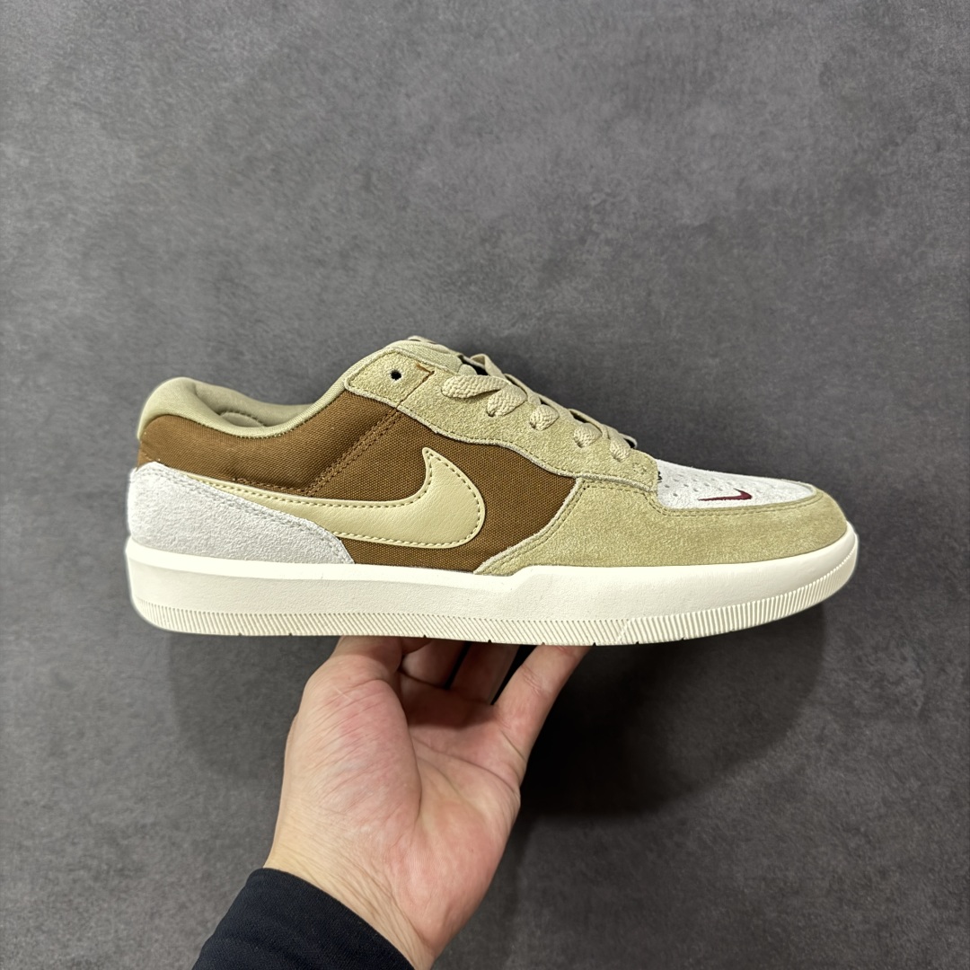 【公司级】Nike SB Force 58 耐克 低帮休闲板鞋 是一款将前沿创新带入街头的单品 它具有硫化杯底 具有出色的耐用性和灵活性 使用帆布和绒面革 在饰面上放置通风口 货号:DV5477-202 尺码:35.5 36 36.5 37.5 38 38.5 39 40 40.5 41 42 42.5 43 44 45 尺码:35.5~45带半码 编码:HXSA210220-选品中心