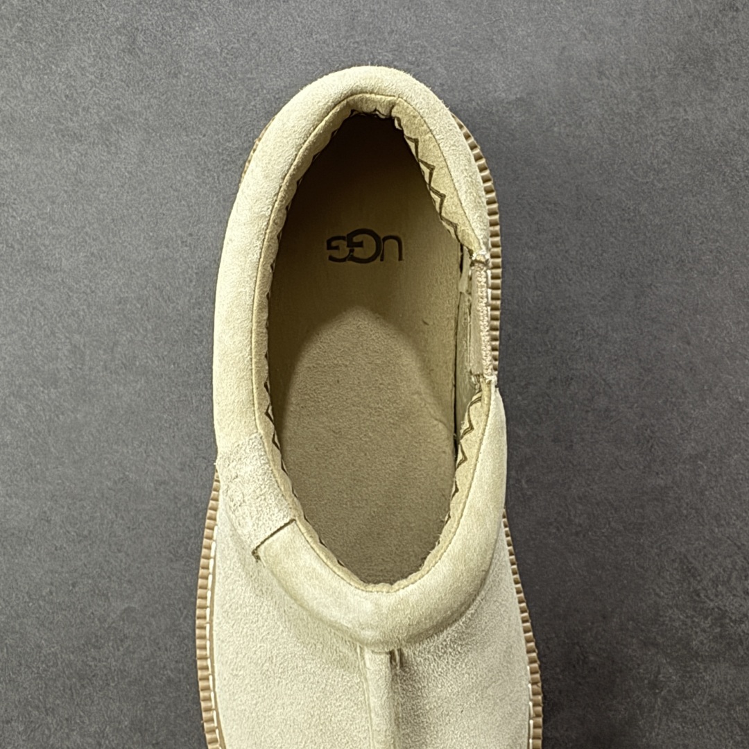 图片[7]-【纯原版】UGG Tasman Lug 2025 新款 塔斯曼系列男鞋 1166913 鞋面采用牛剖层 内里透气网面 传统Eva轻翼大底 档次与舒适并存 一脚蹬设计 穿脱自如 搭配阔腿工装 美式复古巴恩风 鞋头有油蜡做旧感 潮范轻松拿捏 内增加绒鞋垫一副（售后需配件齐全） 尺码：40 41 42 43 44 编码：YQB270280-选品中心