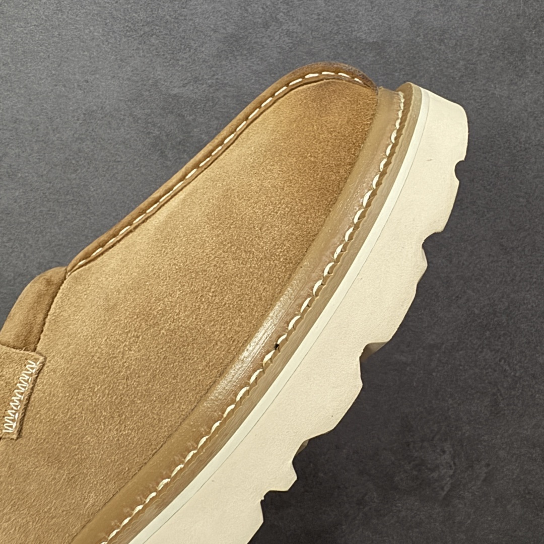 图片[5]-【纯原版】UGG Tasman Lug 2025 新款 塔斯曼系列男鞋 1166913 鞋面采用牛剖层 内里透气网面 传统Eva轻翼大底 档次与舒适并存 一脚蹬设计 穿脱自如 搭配阔腿工装 美式复古巴恩风 鞋头有油蜡做旧感 潮范轻松拿捏 内增加绒鞋垫一副（售后需配件齐全） 尺码：40 41 42 43 44 编码：YQB270280-选品中心