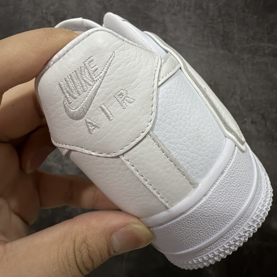 图片[4]-【TOP纯原】CPFM x NK Air Force 1 Low 空军一号系列低帮 纯原生产线出品 市场唯一正确皮料卡色 区别其他版本 经典百搭休闲运动板鞋“联名放大补丁字母”近日，A$AP Bari 在其官方社交媒体上预告了 Cactus Plant Flea Market(CPFM) 和 Nike Air Force 1 Low 的全新配色。 #此次全新推出的紫色和苔藓绿配色，保留了原始黑白版本的标志性风格，均采用皮革鞋面、尼龙鞋舌、带有反光底衬的「AIR SUNSHINE」及同色 AF1 橡胶鞋底。 货号：FQ7069-100 尺码： 40 40.5 41 42 42.5 43 44 44.5 45 46 47.5 48-选品中心
