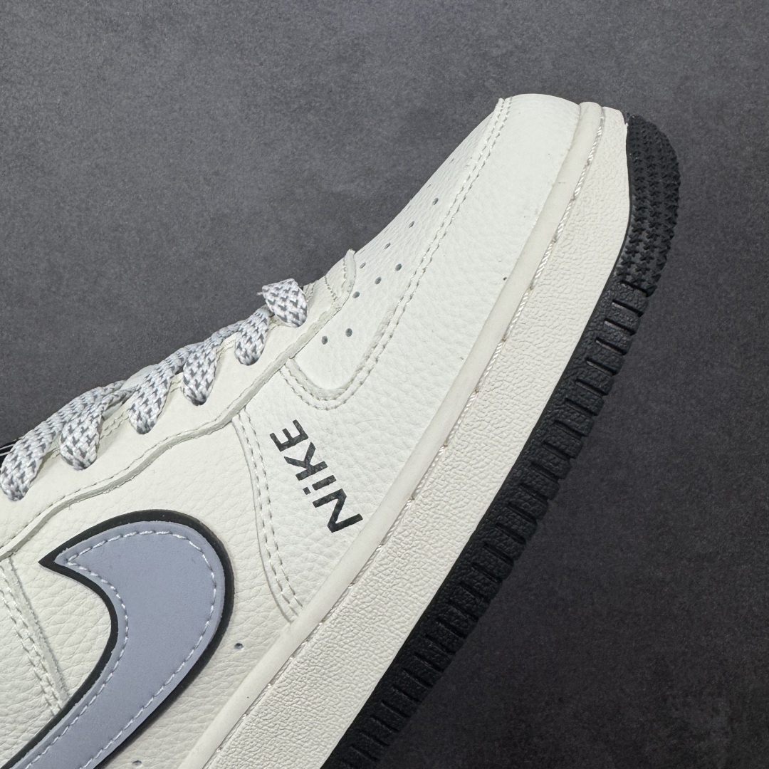图片[5]-【定制版】Nike Air Force 1\’07 Low 米灰黑字母 空军一号低帮休闲板鞋 JS8028-018  #原楦头原纸板 原装鞋盒 定制五金配件 内置全掌气垫 原厂鞋底  尺码：36 36.5 37.5 38 38.5 39 40 40.5 41 42 42.5 43 44 44.5 45 编码：HXSB310320-选品中心