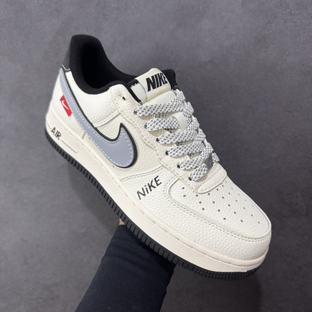 图片[3]-【定制版】Nike Air Force 1\’07 Low 米灰黑字母 空军一号低帮休闲板鞋 JS8028-018  #原楦头原纸板 原装鞋盒 定制五金配件 内置全掌气垫 原厂鞋底  尺码：36 36.5 37.5 38 38.5 39 40 40.5 41 42 42.5 43 44 44.5 45 编码：HXSB310320-选品中心