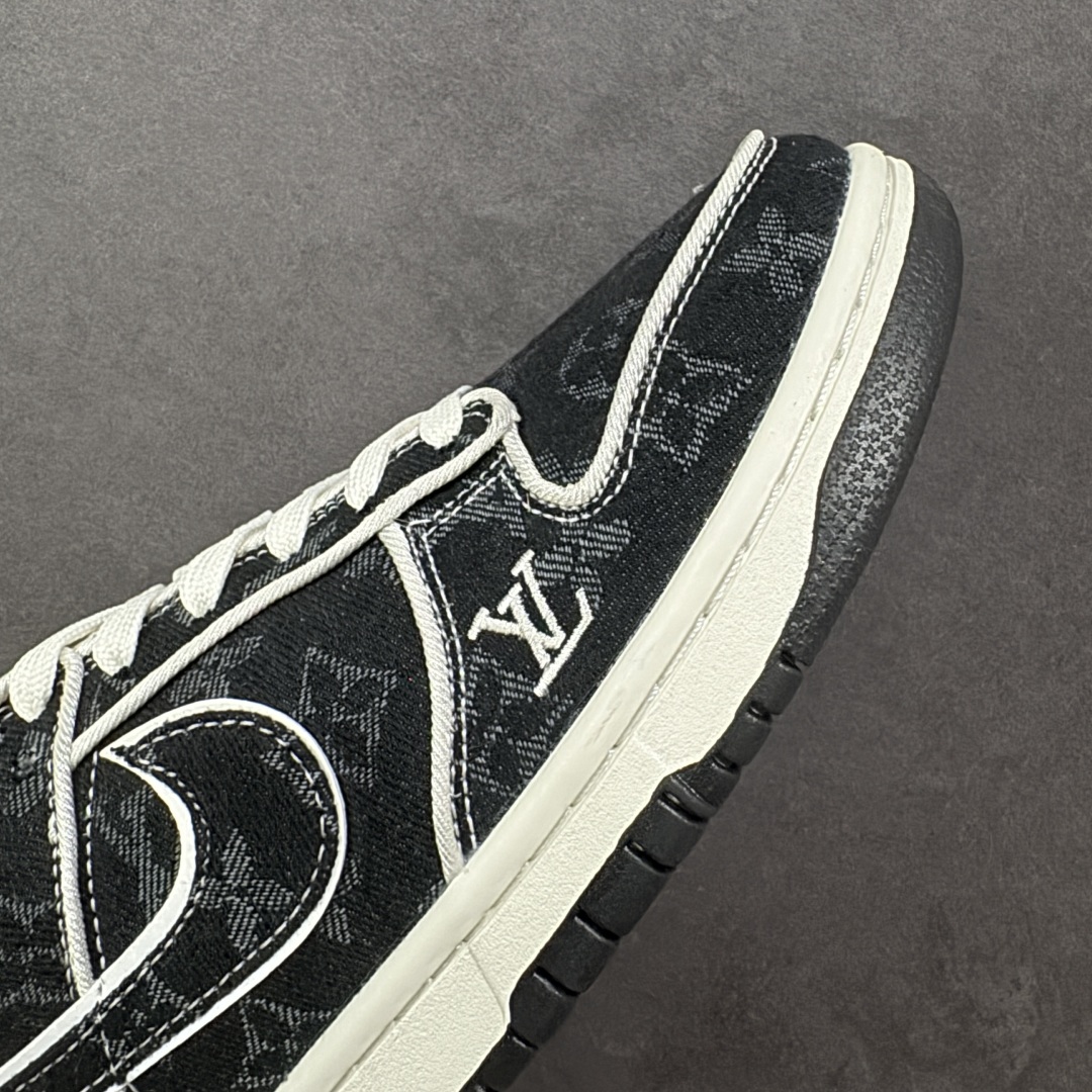 图片[5]-【定制版】Nike SB Dunk Low LV联名 白深黑牛仔 高端定制 低帮休闲板鞋 SC0601-467  #定制鞋盒 大厂纯原品质出货 超高清洁度 皮料切割干净无任何毛边 细节完美   尺码：36 36.5 37.5 38 38.5 39 40 40.5 41 42 42.5 43 44 44.5 45 编码：HXSB330340-选品中心