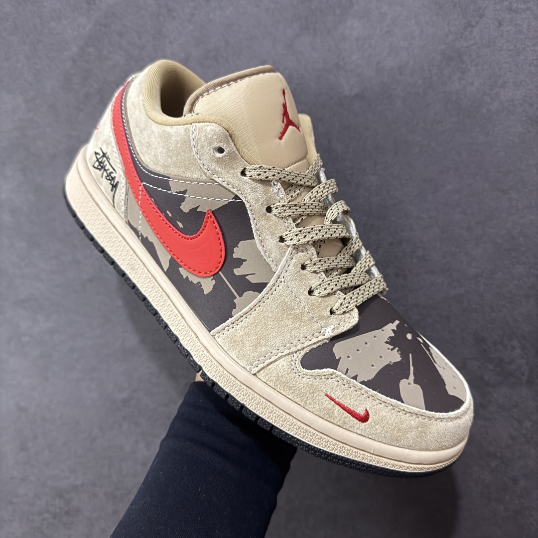 图片[3]-【定制版】Nike Air Jordan 1 Low 高端定制AJ1乔1低帮休闲板鞋 头层皮打造 原鞋原档案开发 冲孔鞋头 满胶鞋垫 四线拉帮 原厂织唛标 鞋舌高弹海绵填充 货号：LR8888-012 尺码：36 36.5 37.5 38 38.5 39 40 40.5 41 42 42.5 43 44 45 编码：HXSB330340-选品中心